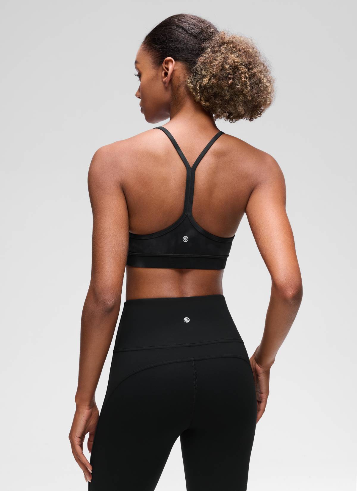 Reggiseno Sportivo Yoga da Donna CRZ YOGA con Supporto Leggero Butterluxe con Schiena a Y Black Tie Dye Flowers