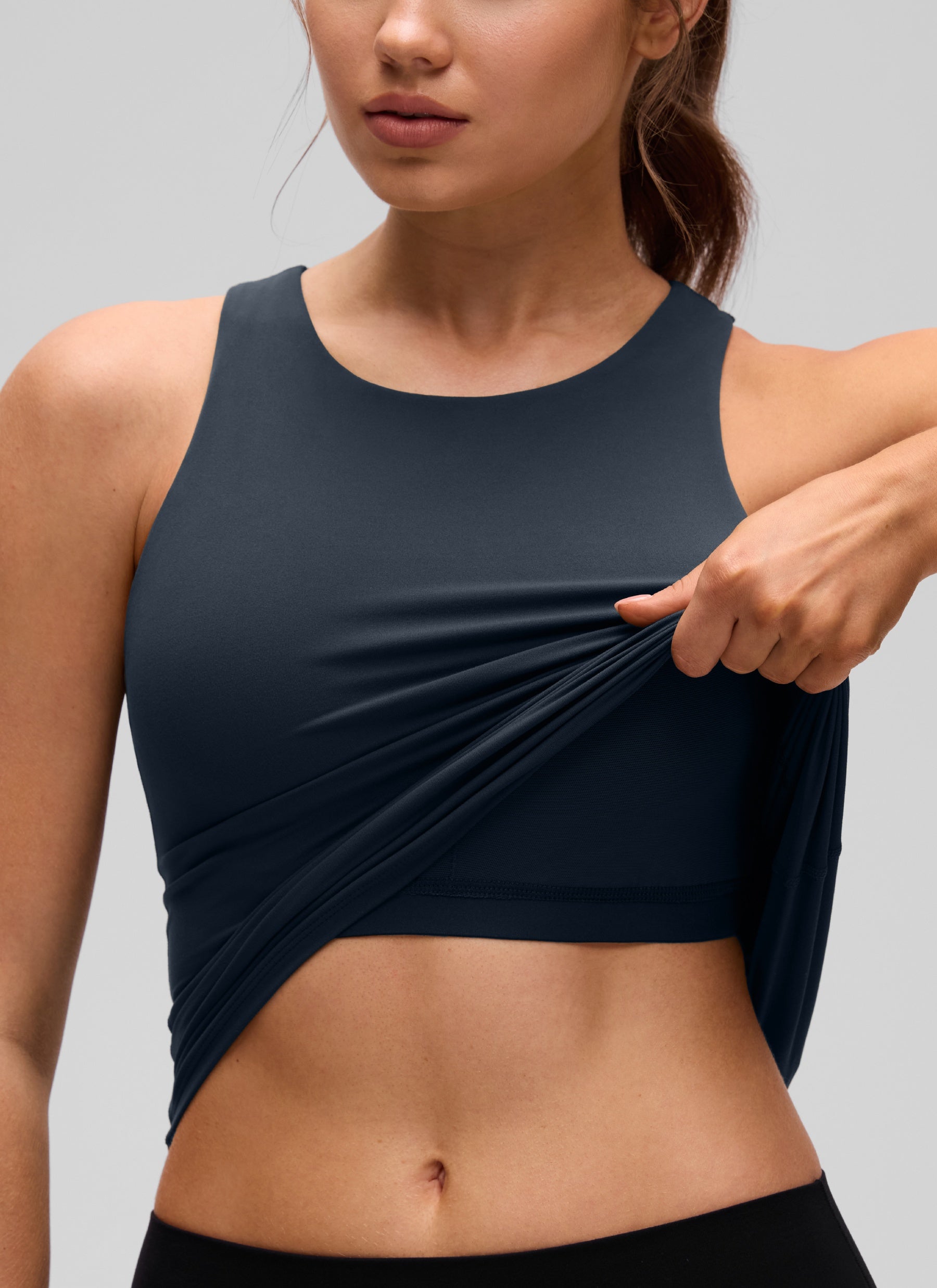 Camiseta de tirantes deportiva de cuello alto con sujetador incorporado Butterluxe para mujer CRZ YOGA True Navy