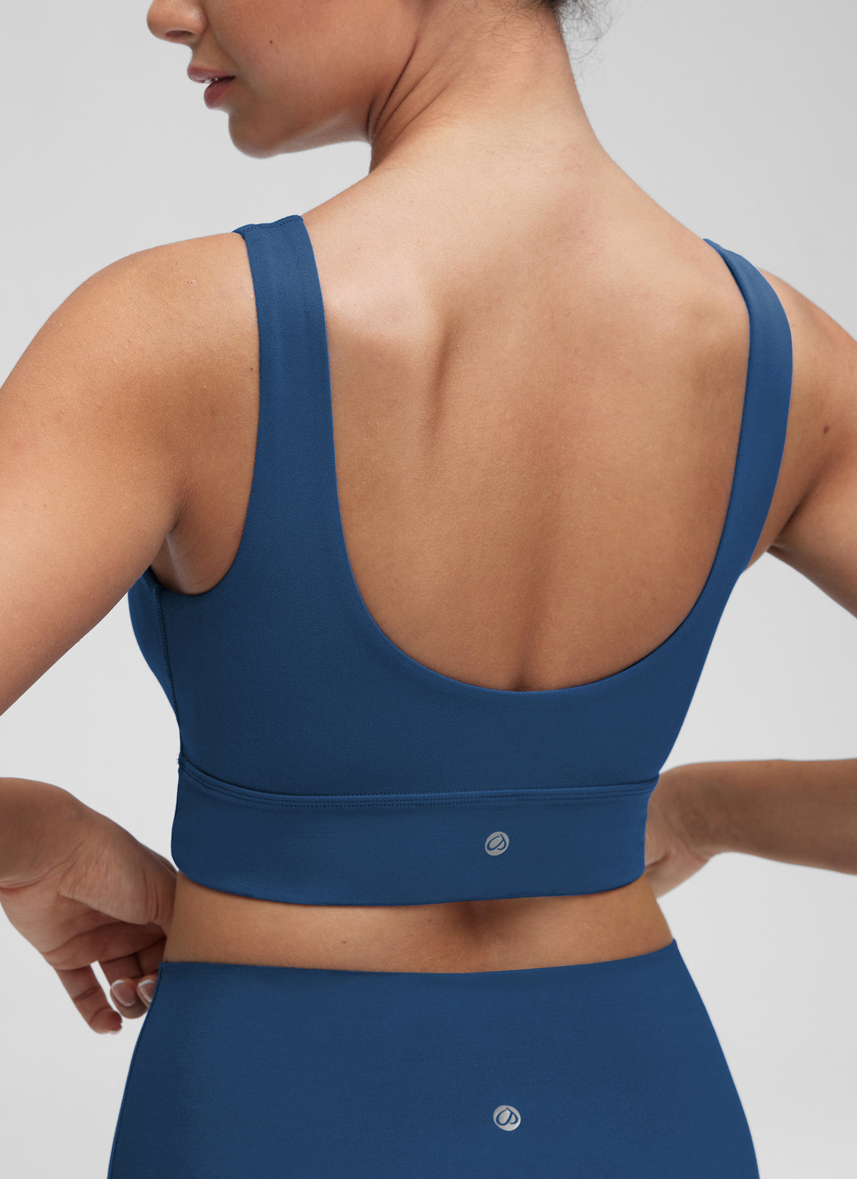 CRZ YOGA Women's Yoga Low Support Butterluxe Sport Bra U Back Longline French Navy @model_info:Anano