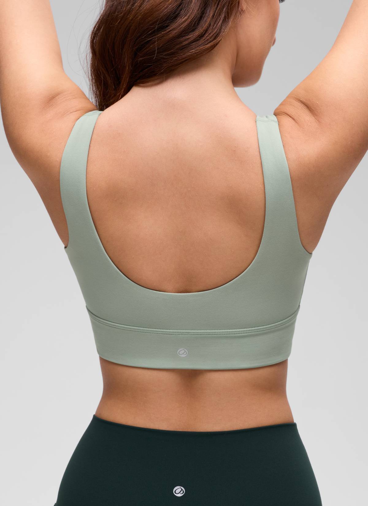 CRZ YOGA Women's Yoga Low Support Butterluxe Sport Bra U Back Longline Green Palm Court @model_info:Inga