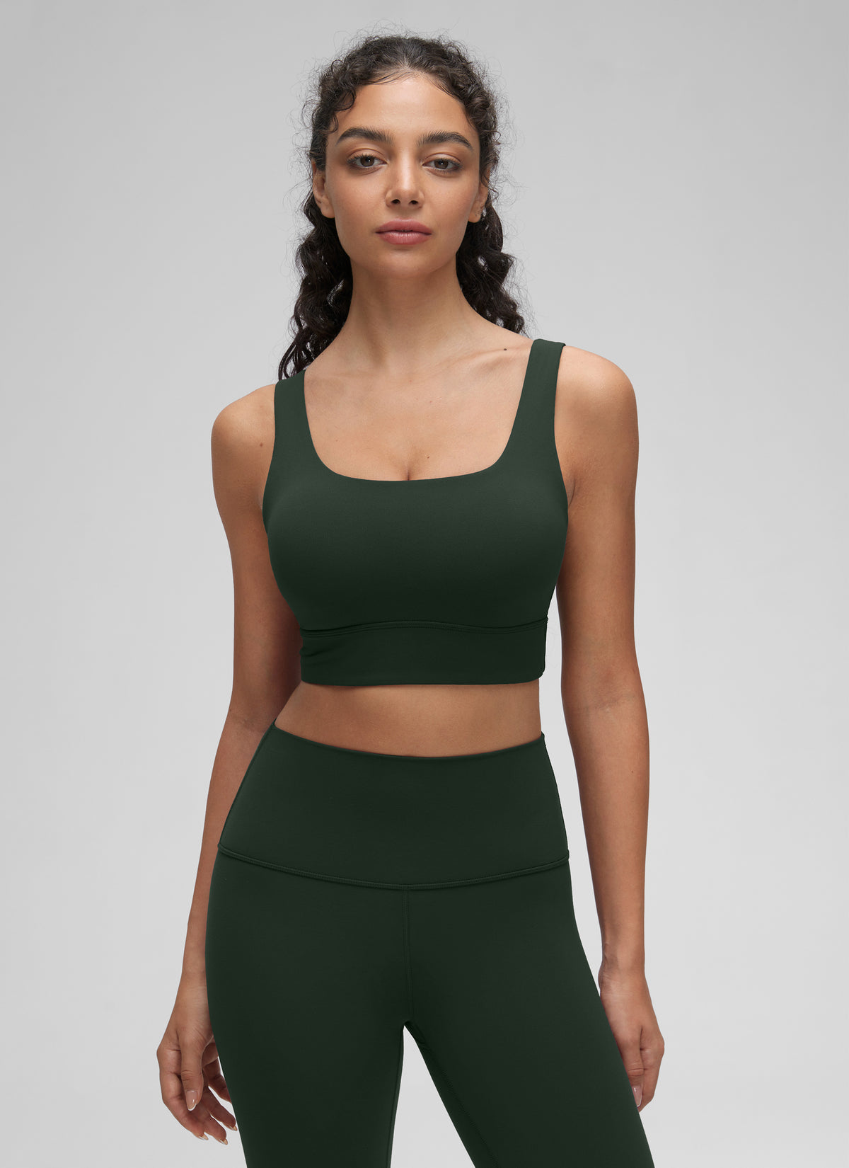 CRZ YOGA Women's Yoga Low Support Butterluxe Sport Bra U Back Longline Legend Green @model_info:Anano