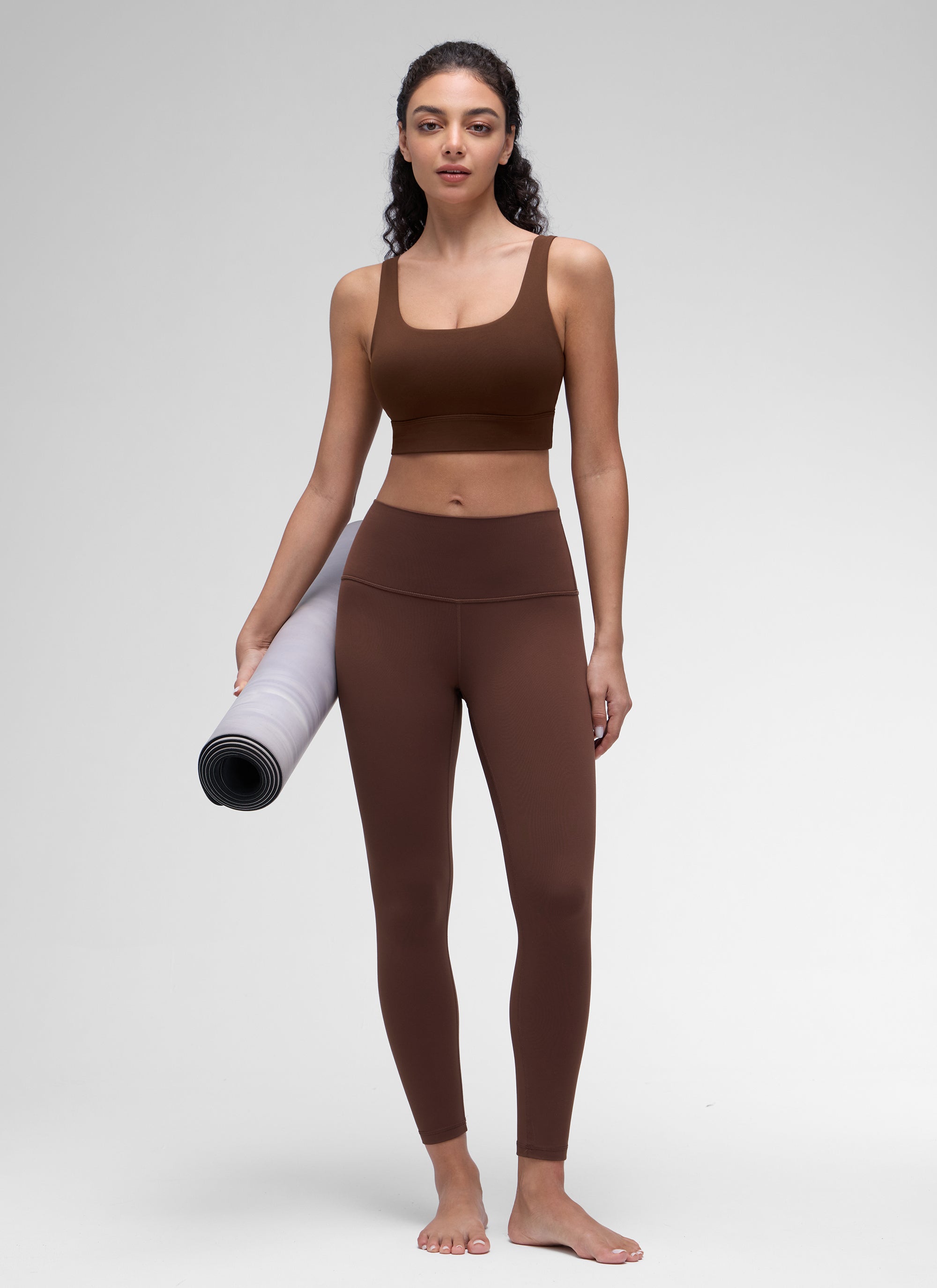 CRZ YOGA Dames Yoga Lage ondersteuning Butterluxe Sport-BH U-rug Longline Lava Brown