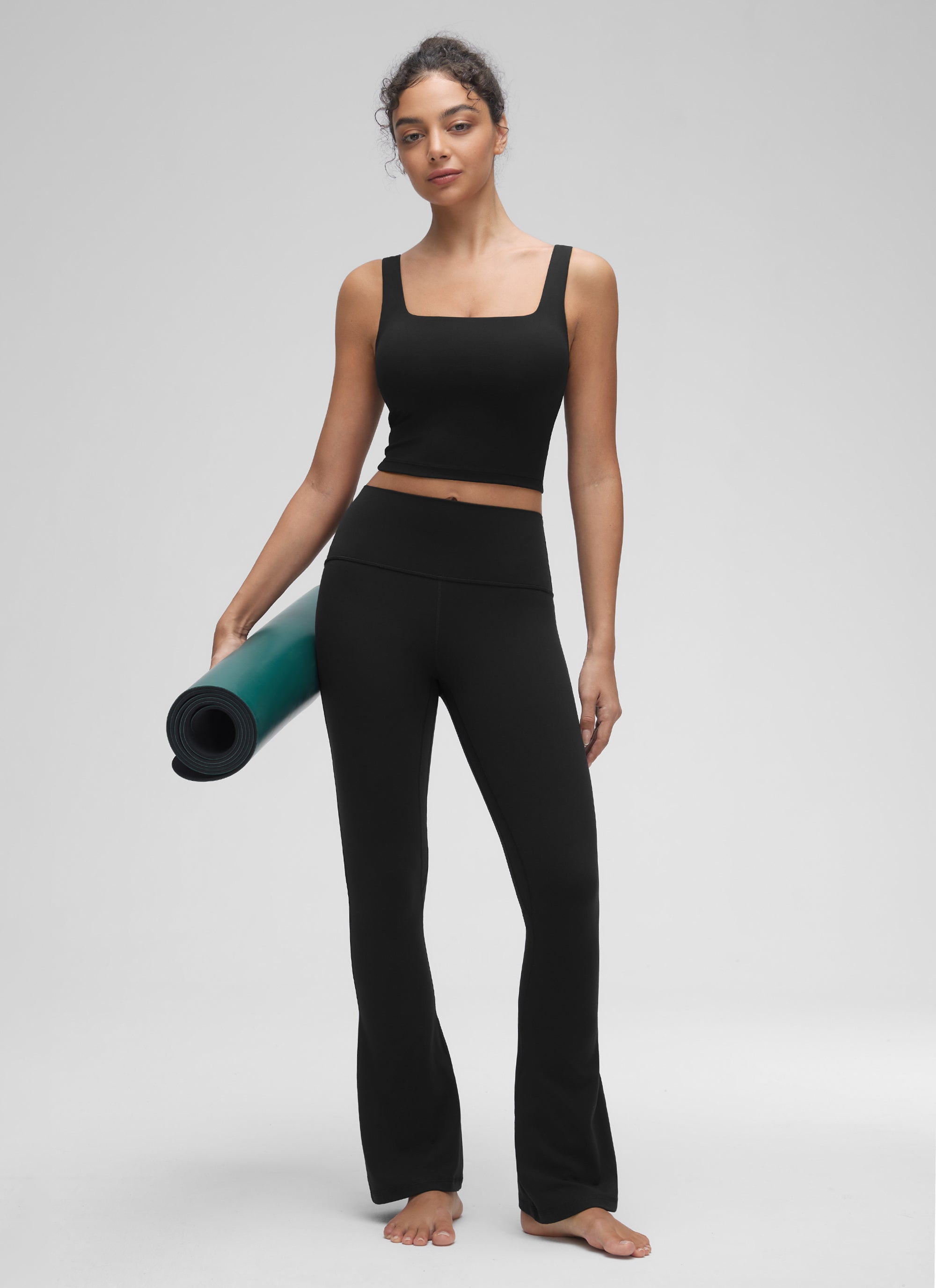 CRZ YOGA Reggiseno Lungo da Yoga da Donna Butterluxe a Basso Impatto con Scollo Quadrato Nero