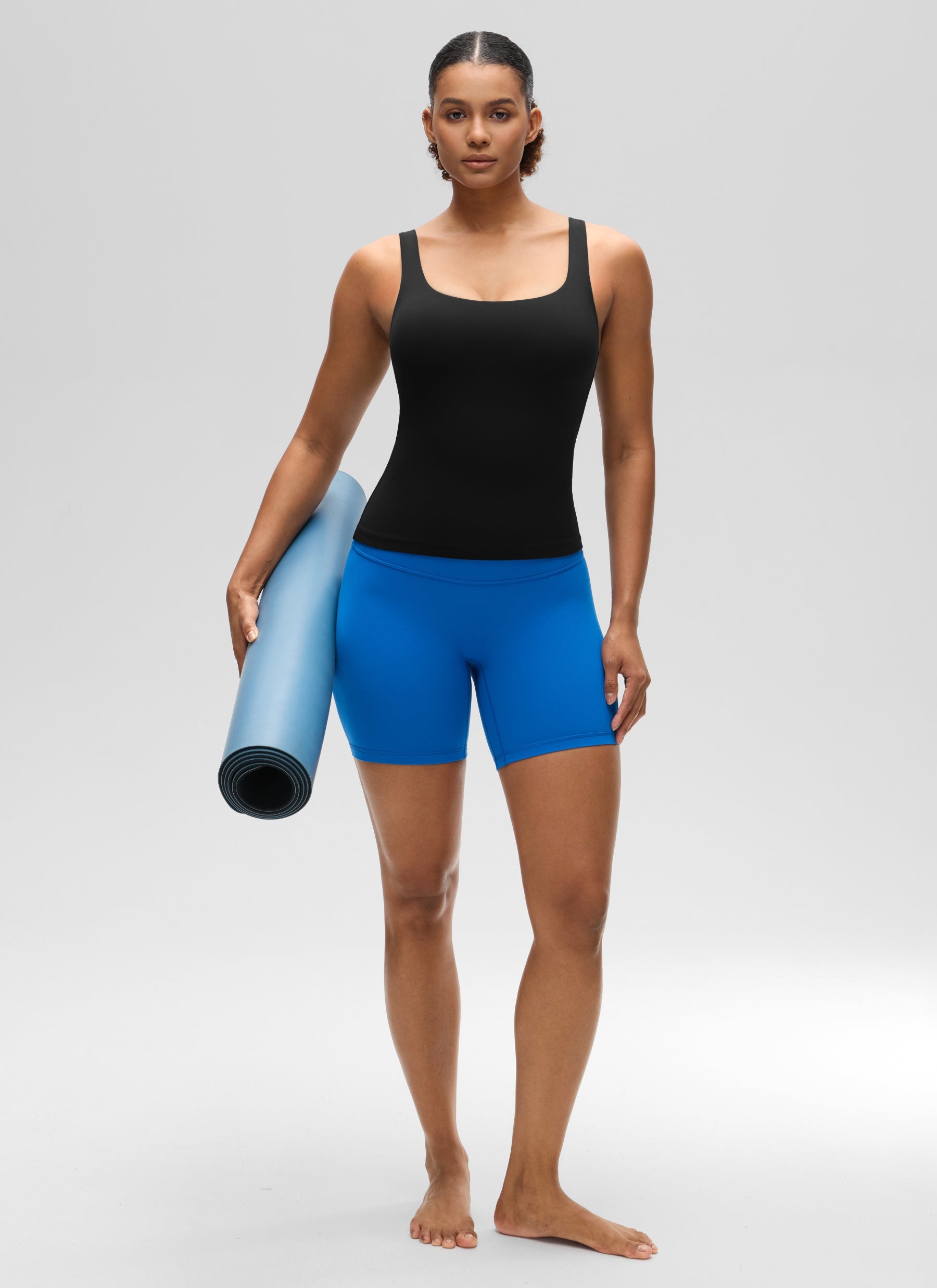 Top SlimFit da donna CRZ YOGA Butterluxe con reggiseno integrato e scollo a U Black