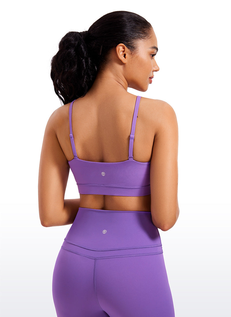 CRZ YOGA Sutien sport pentru femei Butterluxe cu bretele subțiri tip „spaghetti” reglabile, culoare liliac regal