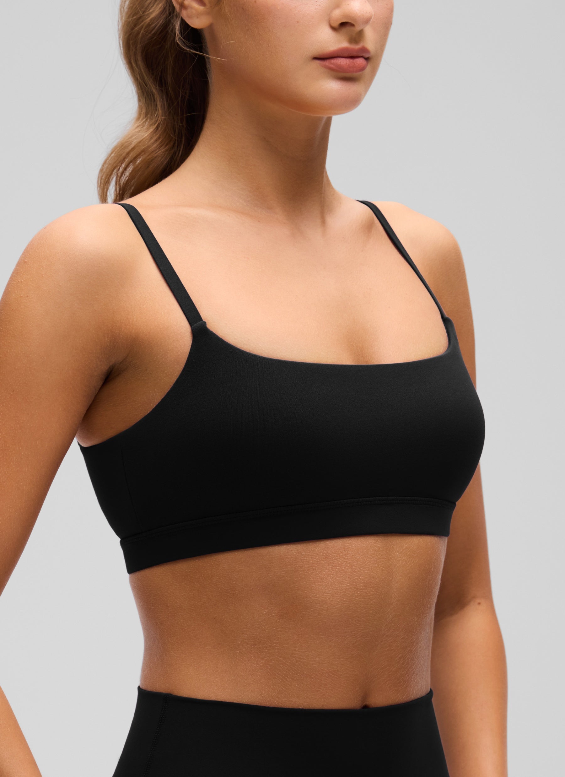 CRZ YOGA Reggiseno con scollo rotondo e spalline sottili regolabili Butterluxe da donna Nero
