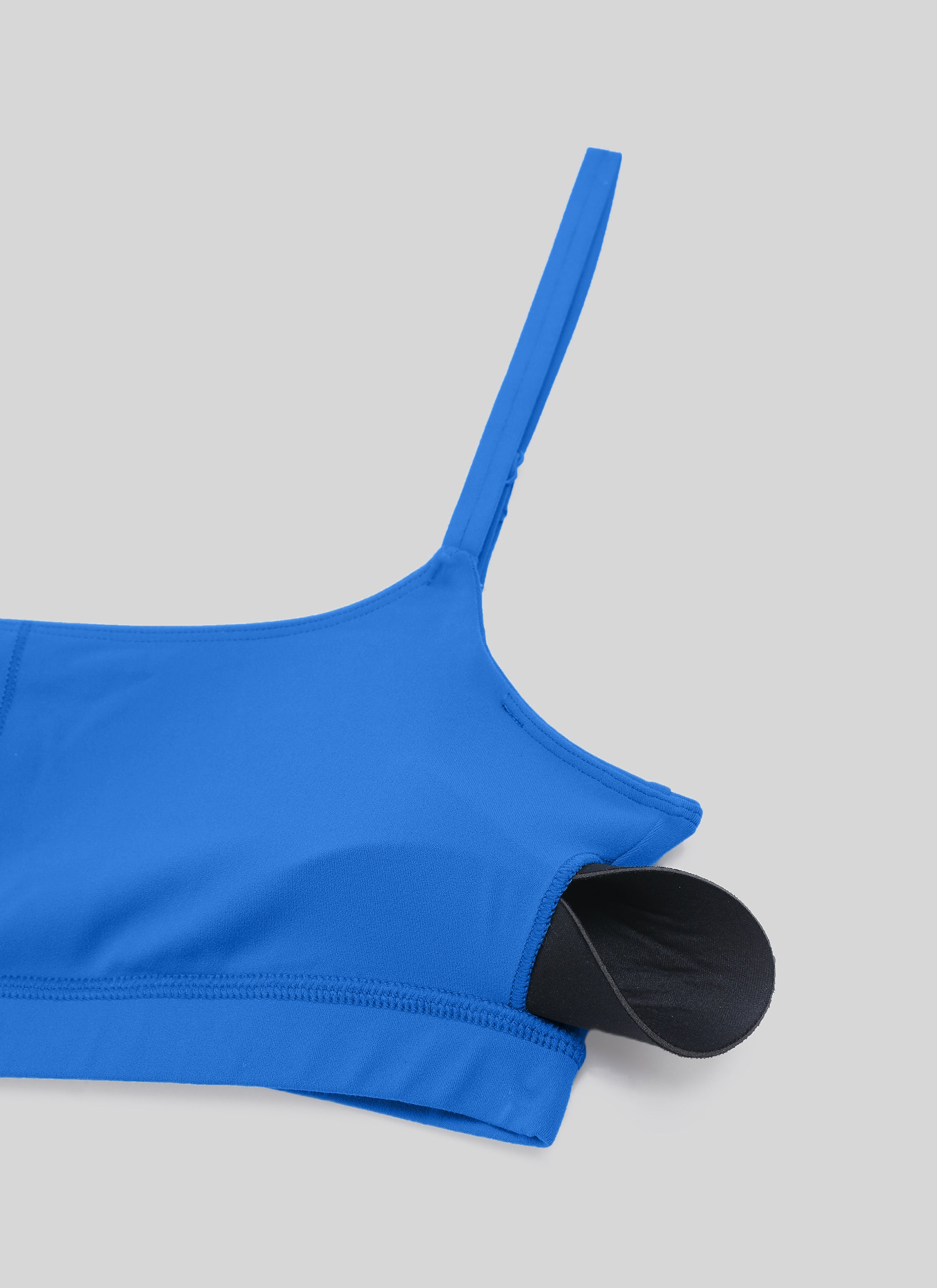 CRZ YOGA Reggiseno con scollo rotondo e spalline sottili regolabili Butterluxe da donna Blu Brillante