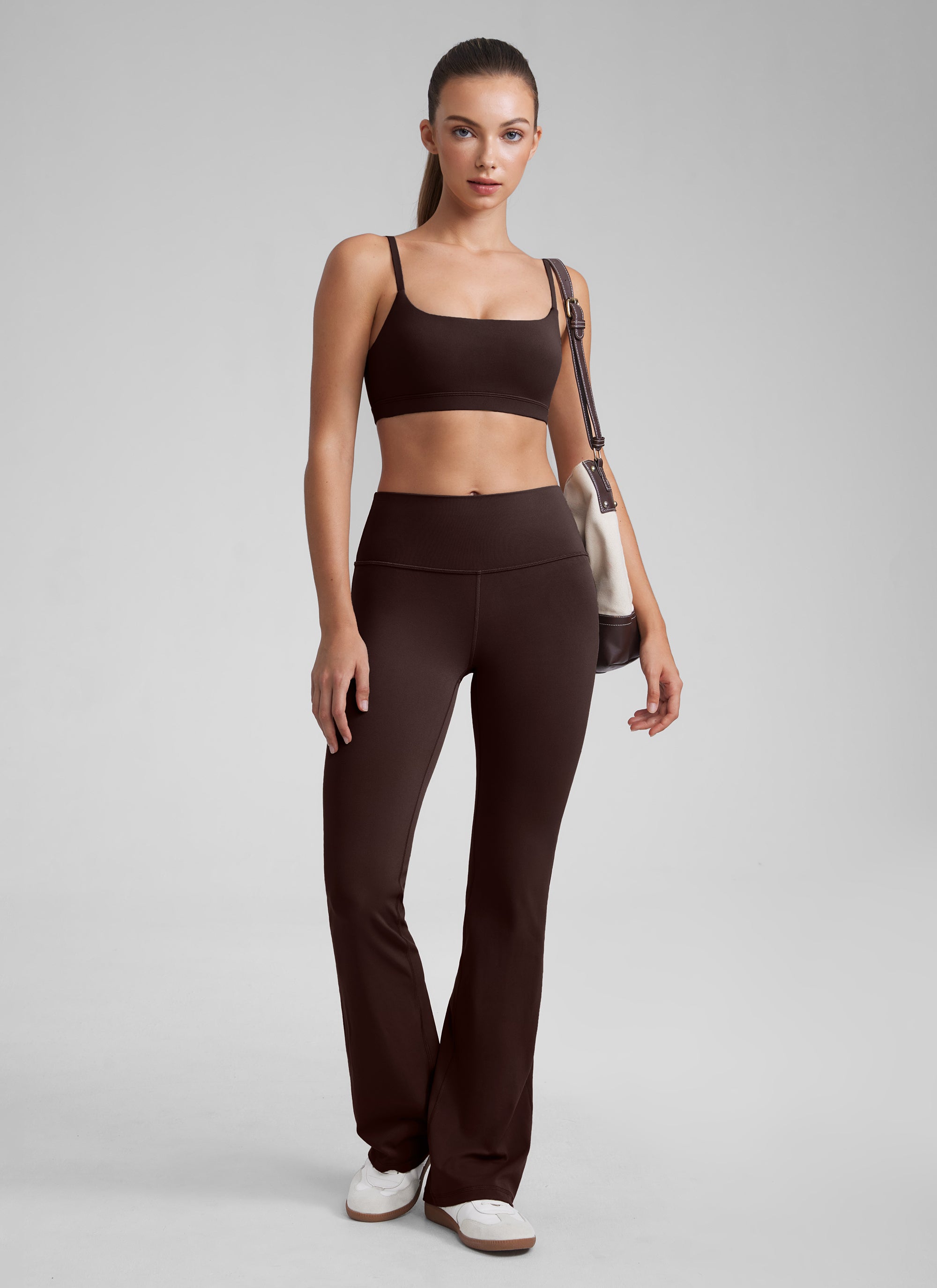 CRZ YOGA Reggiseno con scollo rotondo e spalline sottili regolabili Butterluxe da donna Hot Fudge Brown