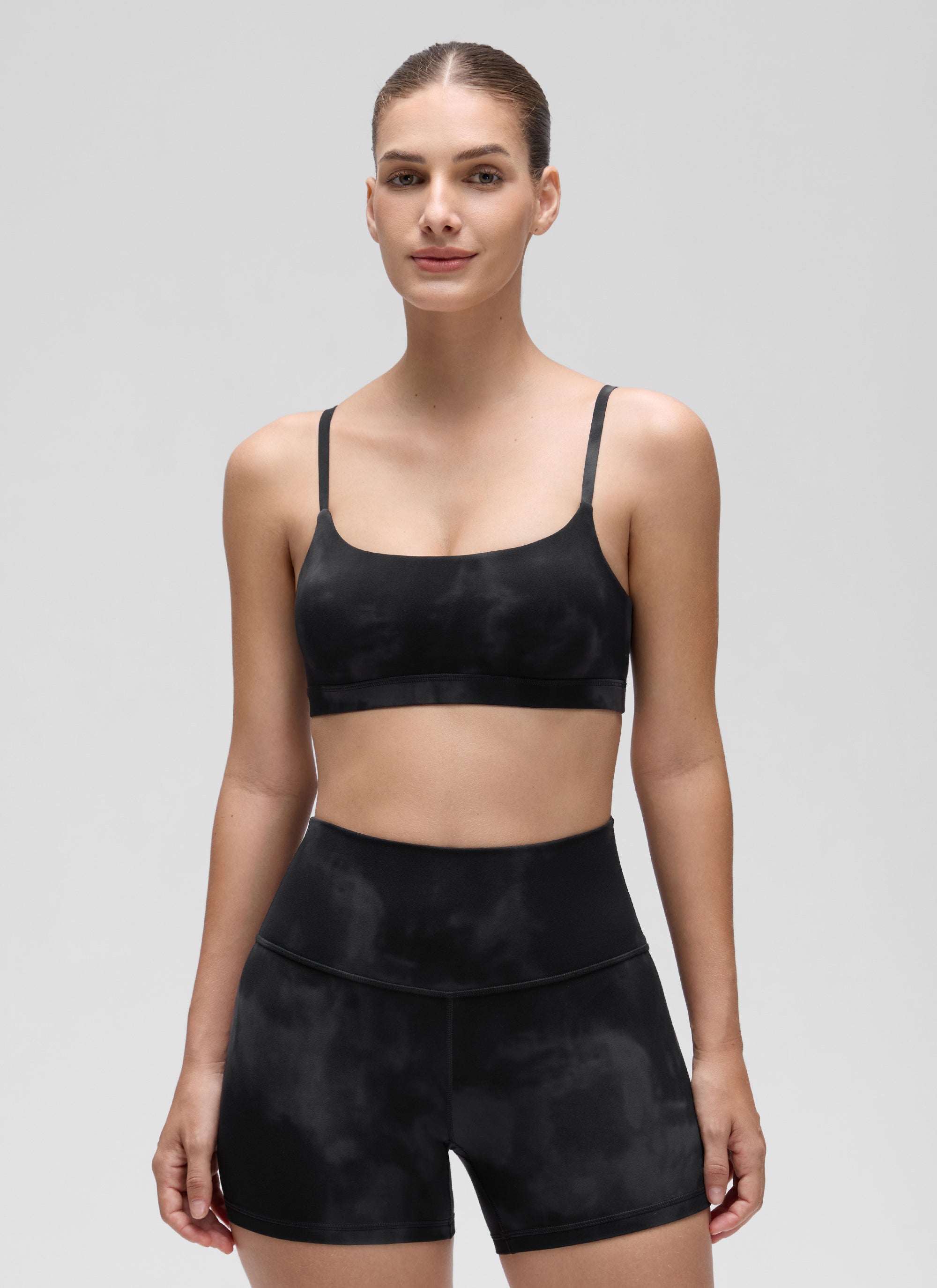 CRZ YOGA Reggiseno con scollo rotondo e spalline sottili regolabili Butterluxe da donna Nero con stampa Tie-Dye a fiori