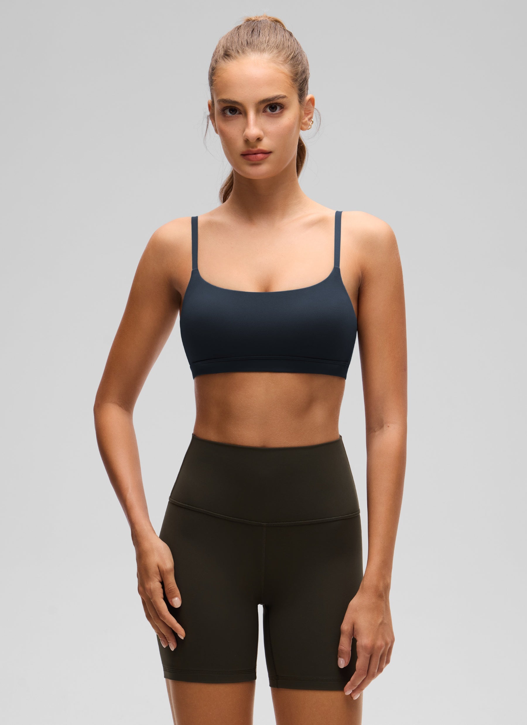 CRZ YOGA Reggiseno con scollo rotondo e spalline sottili regolabili Butterluxe da donna Blu Notte