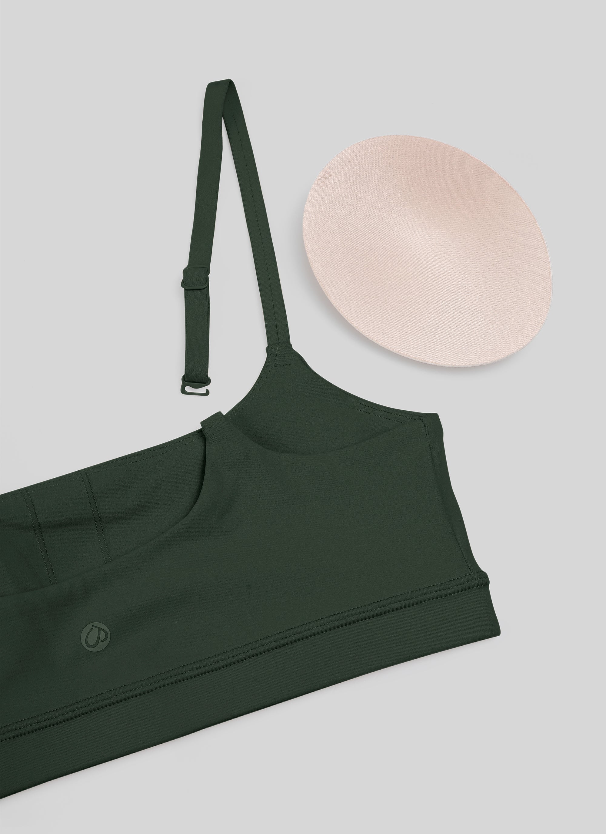 CRZ YOGA Sujetador de tirantes finos ajustables con cuello redondo Butterluxe para mujer Verde Legend @model_info:NEW