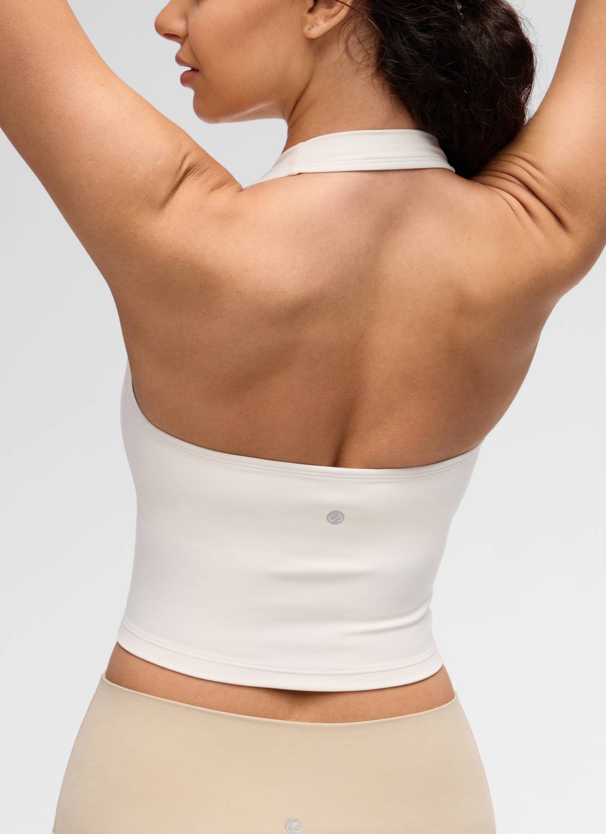 CRZ YOGA Top corto deportivo de tirantes largos tipo halter Butterluxe para mujer, albaricoque blanco