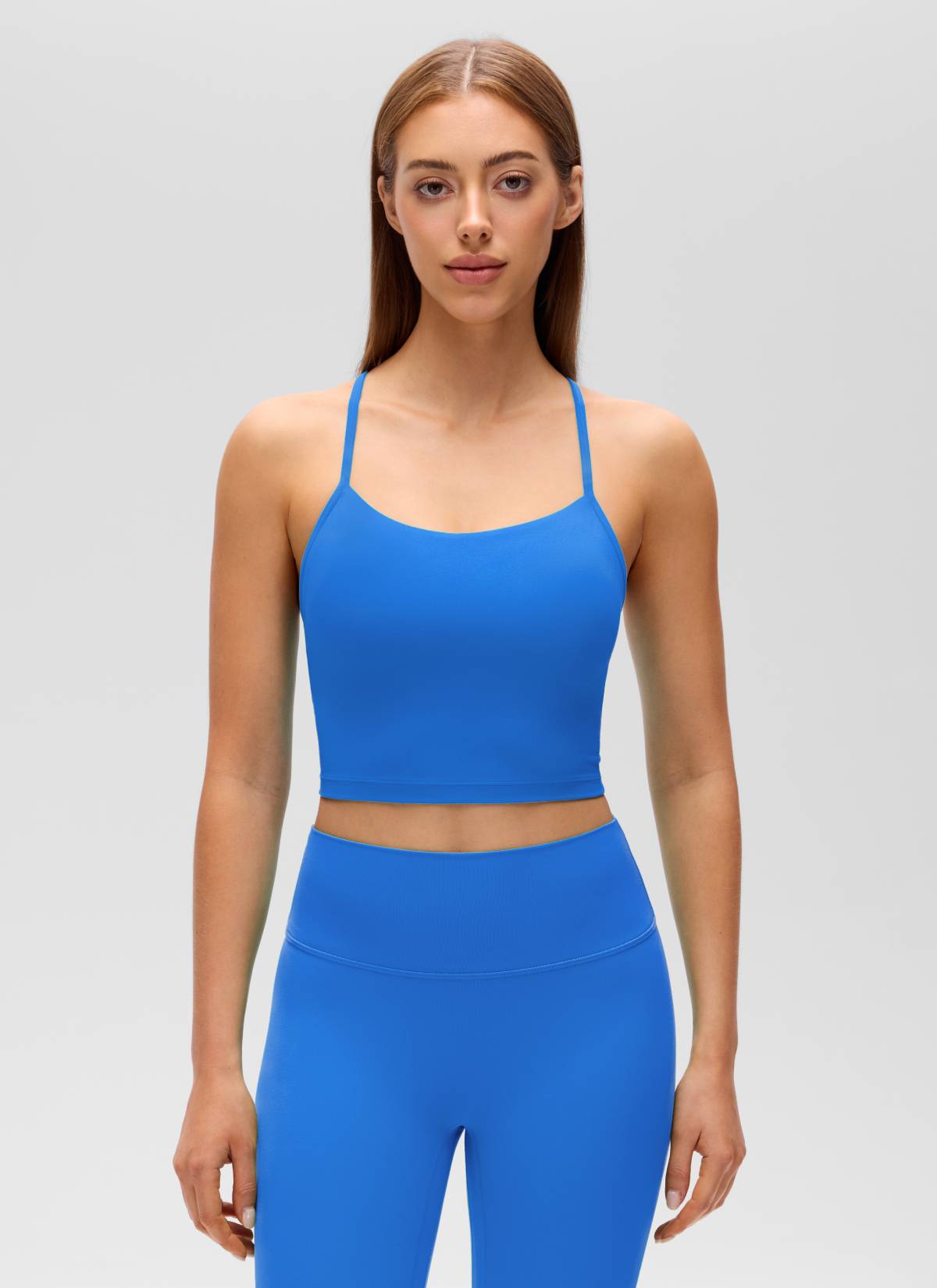 CRZ YOGA moteriška ilginta Butterluxe sportinė liemenėlė ir trumpa palaidinė su Y formos nugara, šviesiai mėlynos spalvos (Sparkle Blue)
