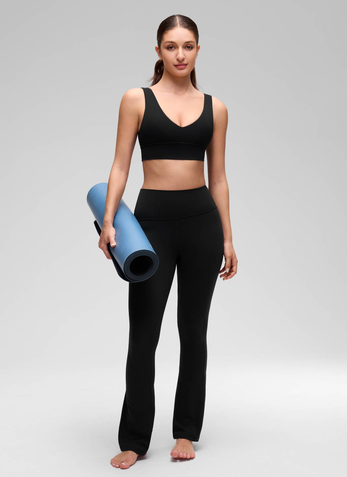 CRZ YOGA Women's Light Support Butterluxe Yoga Bra Longline U back V Neck Black @model_info:Inga