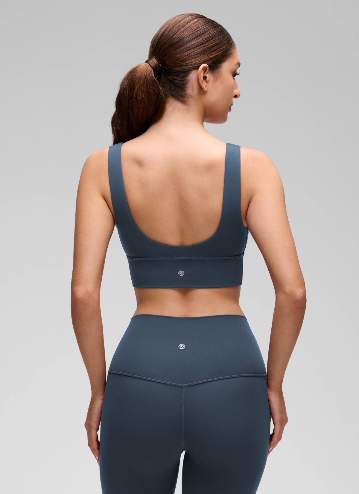 CRZ YOGA Women's Light Support Butterluxe Yoga Bra Longline U back V Neck Stelindigo @model_info:Inga