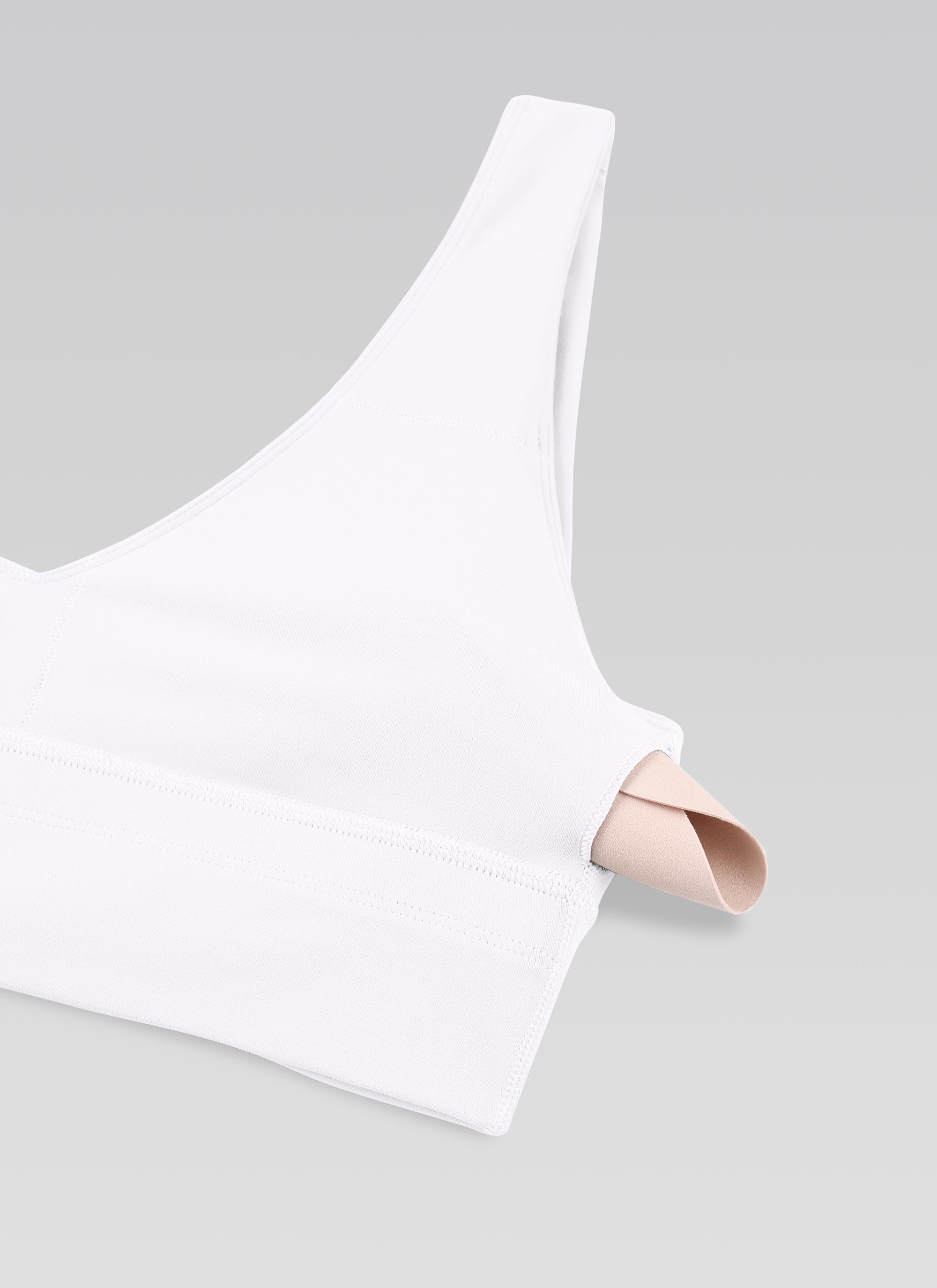 CRZ YOGA Women's Light Support Butterluxe Yoga Bra Longline U back V Neck White @model_info:NEW