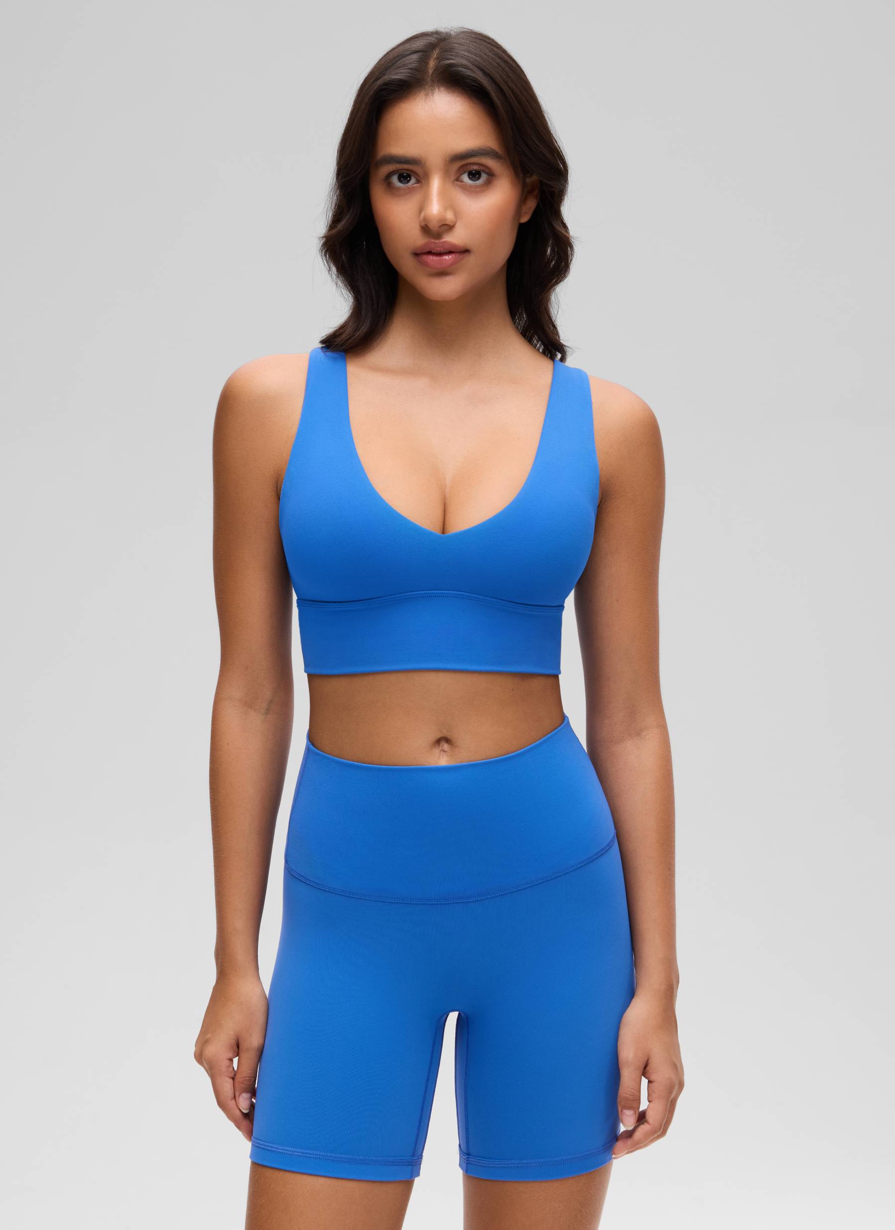 CRZ YOGA Women's Light Support Butterluxe Yoga Bra Longline U back V Neck Sparkle Blue @model_info:Liss