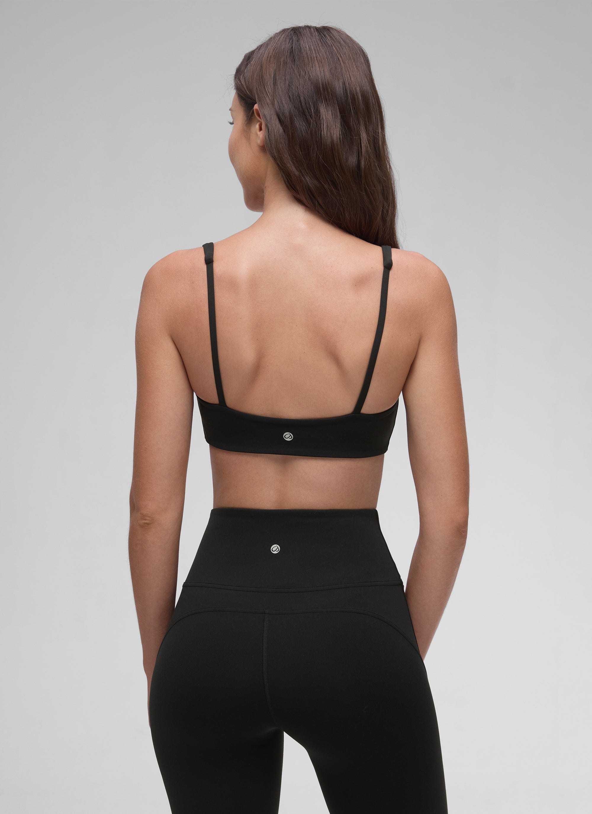 CRZ YOGA – damski stanik typu cami z wyściółką i kwadratowym dekoltem Butterluxe, kolor czarny