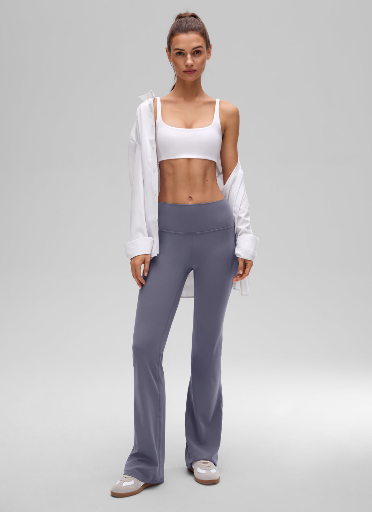 CRZ YOGA Camiseta sin mangas para mujer « Butterluxe » con cuello cuadrado y sujetador mini acolchado, color blanco @model_info:G