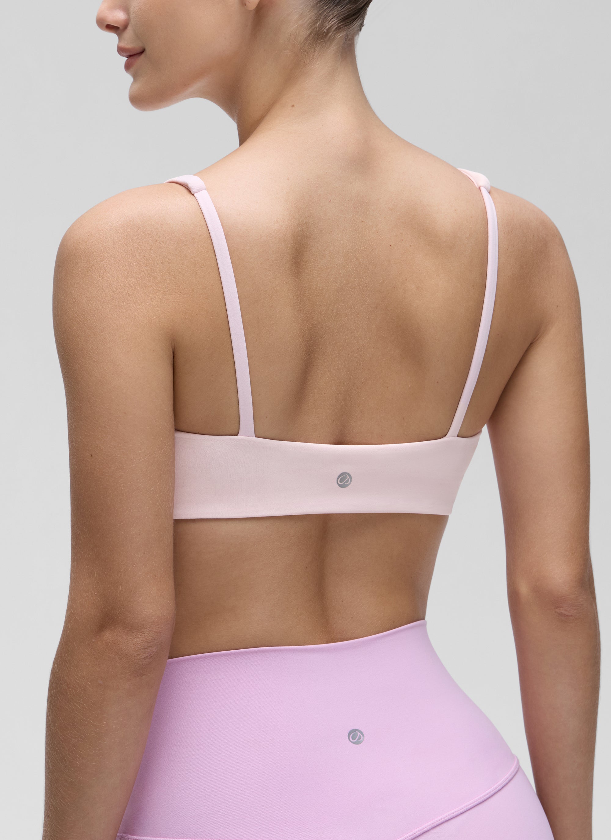 CRZ YOGA – damski biustonosz typu mini z wyściółką i kwadratowym dekoltem, model „Butterluxe”, kolor truskawkowy różowy