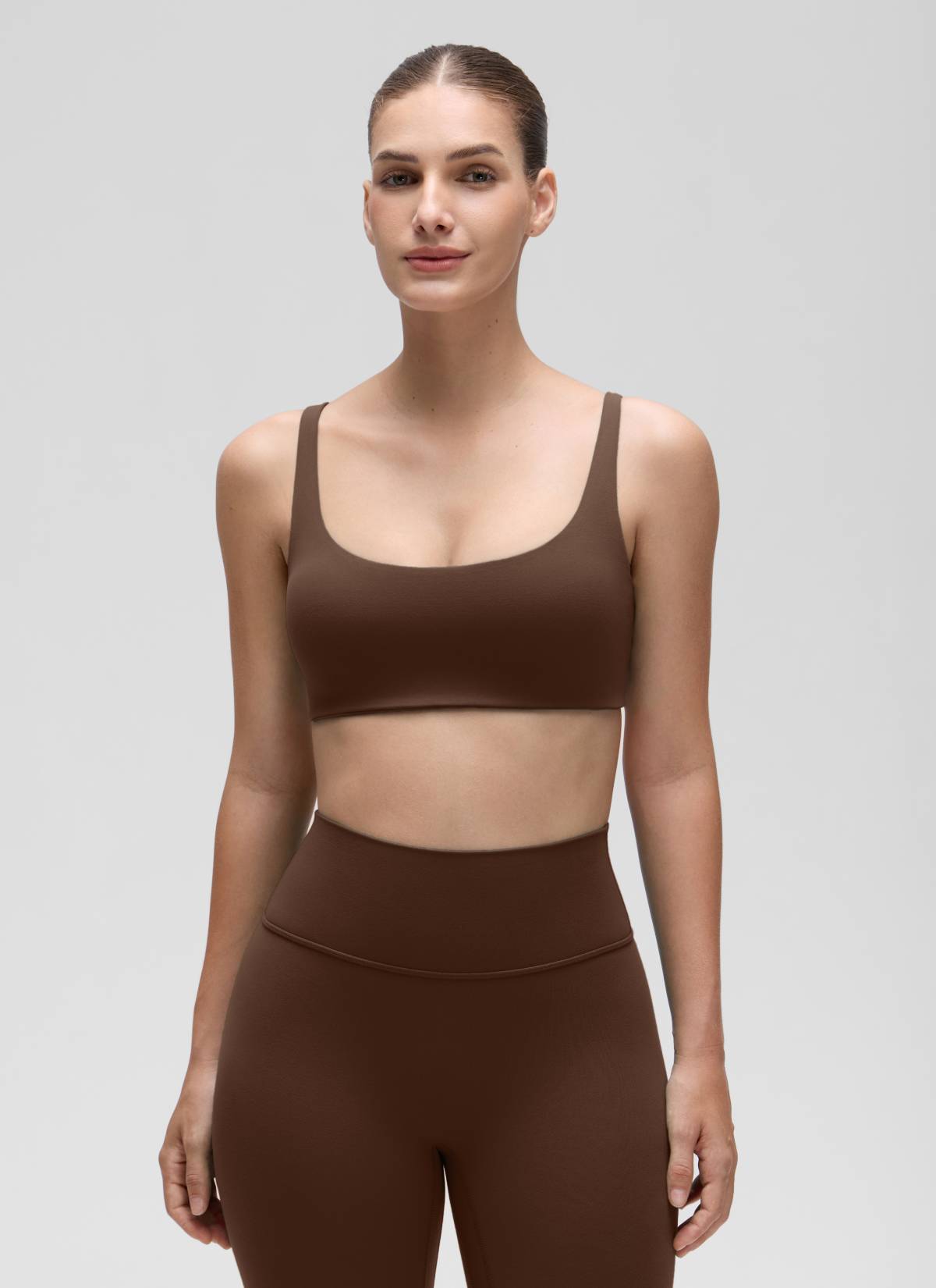 CRZ YOGA – damski top na ramiączkach z wyściółką i kwadratowym dekoltem „Butterluxe” – kolor brązowy „Lava”