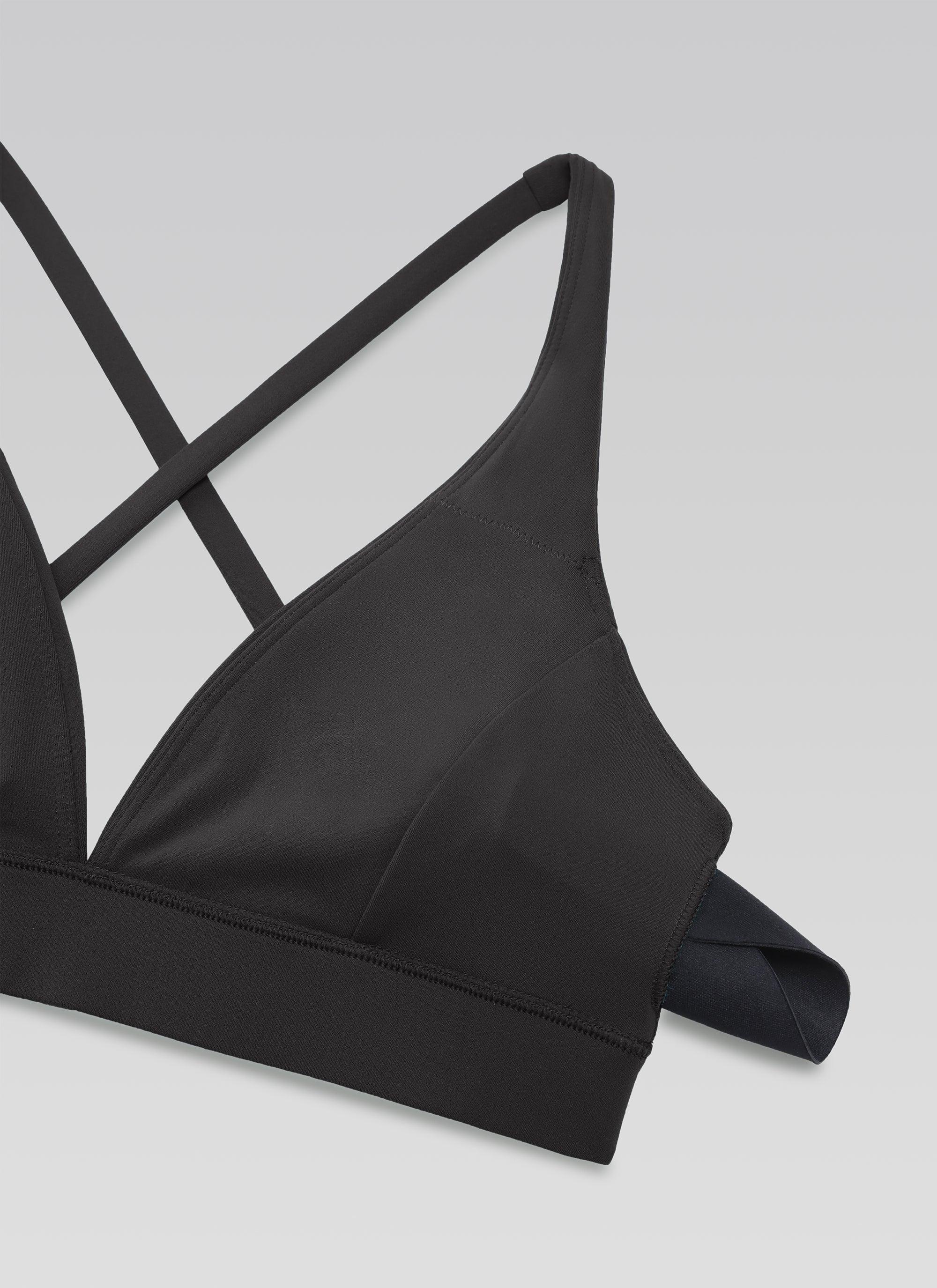 CRZ YOGA Women's Light Support Butterluxe Yoga Bra Strappy back V Neck Black