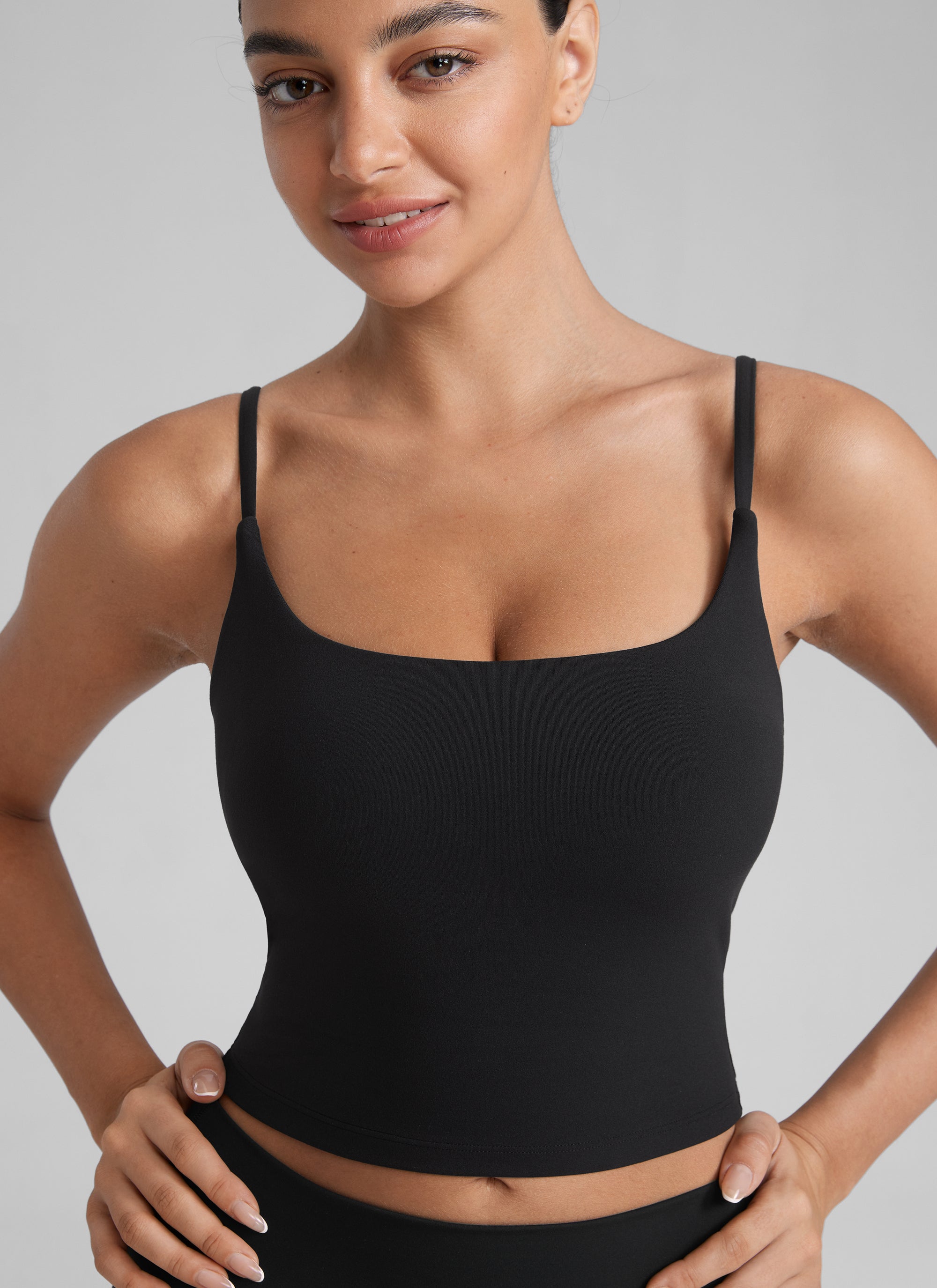 CRZ YOGA Dames Butterlift Yoga Longline sport-bh met ronde hals en U-rug, Zwart