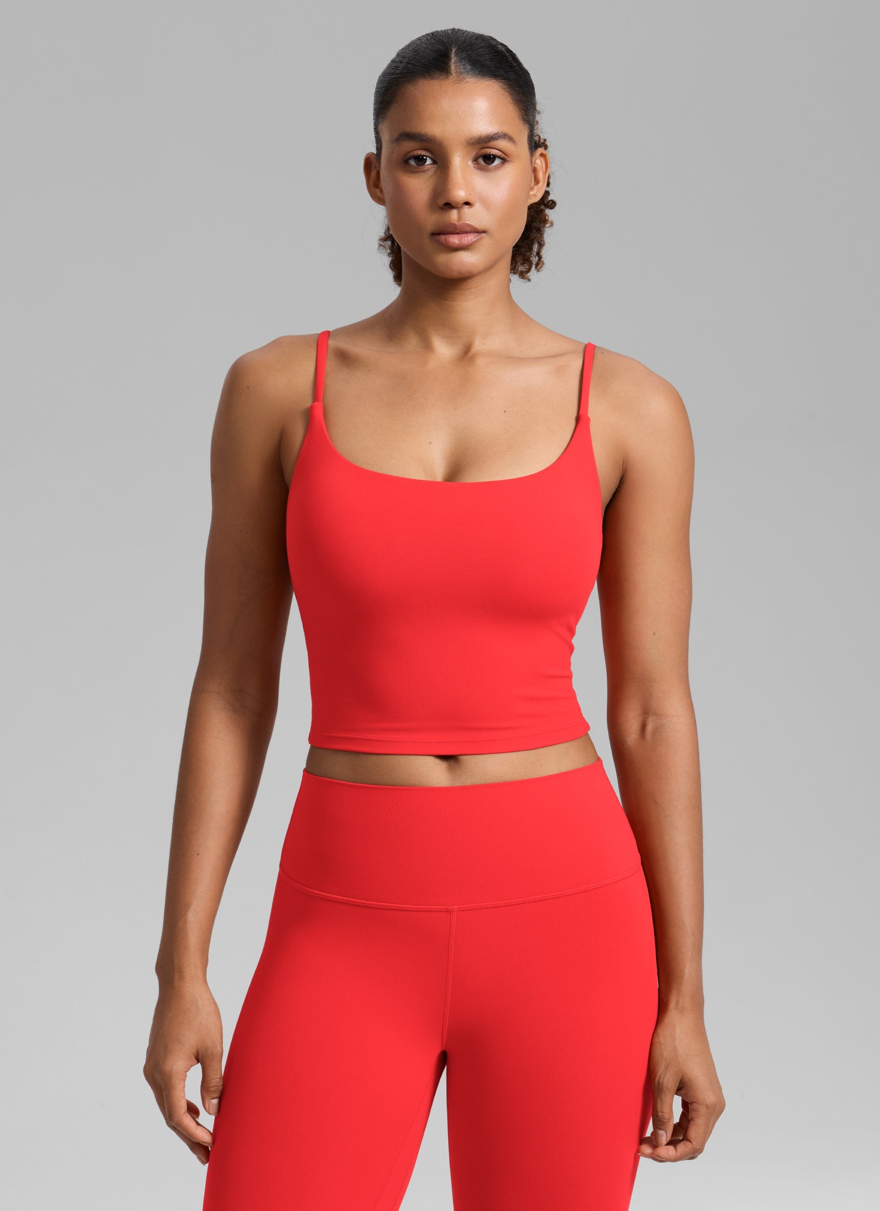 CRZ YOGA Dames Butterlift Yoga Longline Sport-bh met ronde hals en U-rug Dieprood