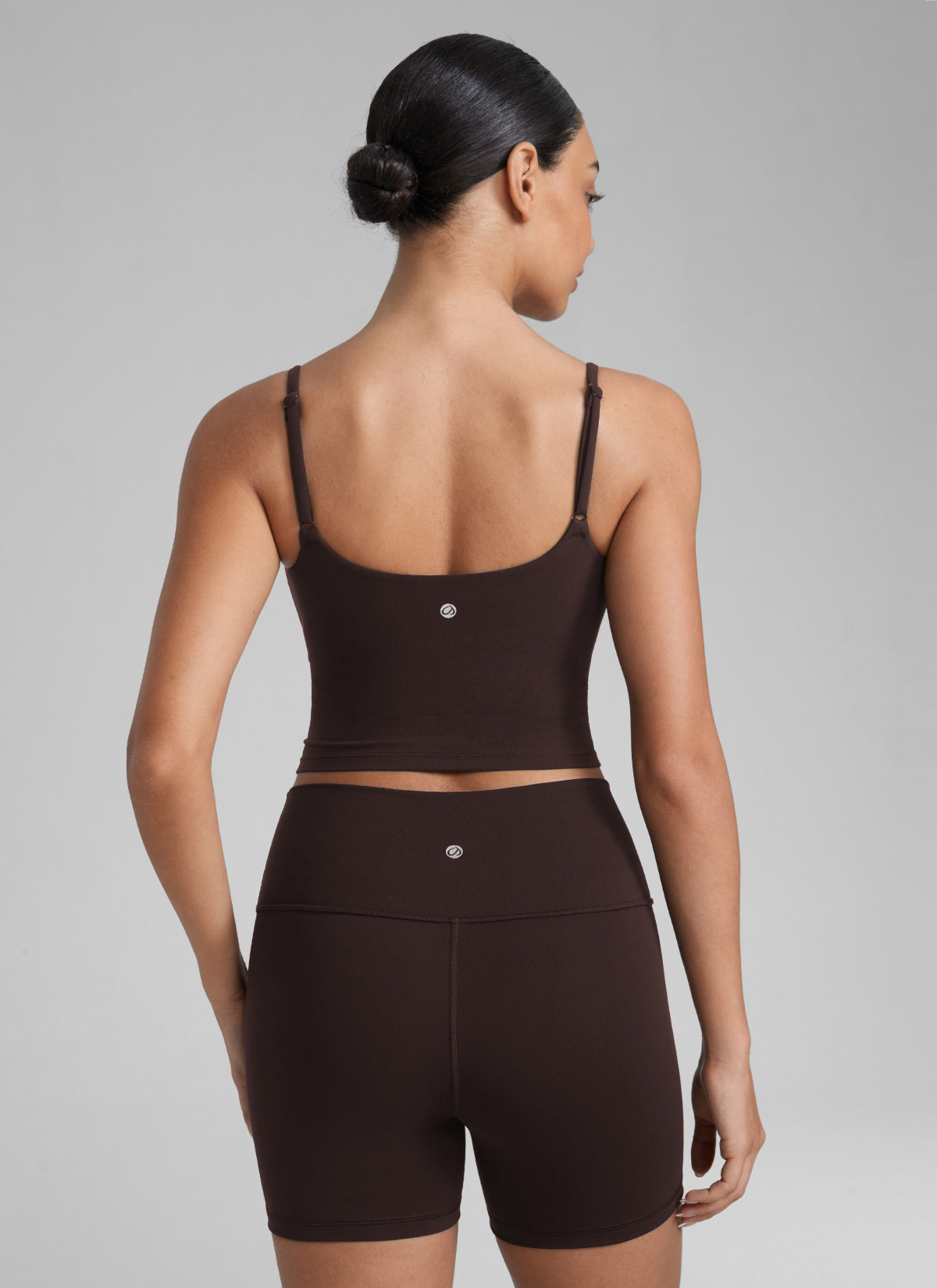 CRZ YOGA Dames Butterlift Yoga Longline sport-bh met ronde hals en U-rug, Hot Fudge bruin