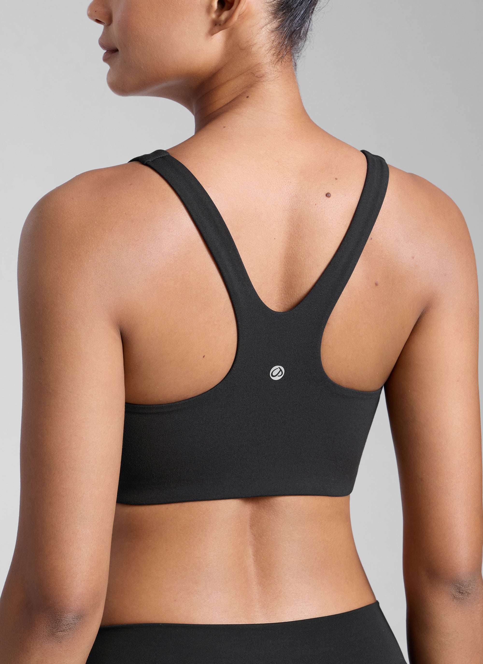 CRZ YOGA Dames Butterlift Dubbel gevoerde Yoga Sportbeha met rechte hals Zwart