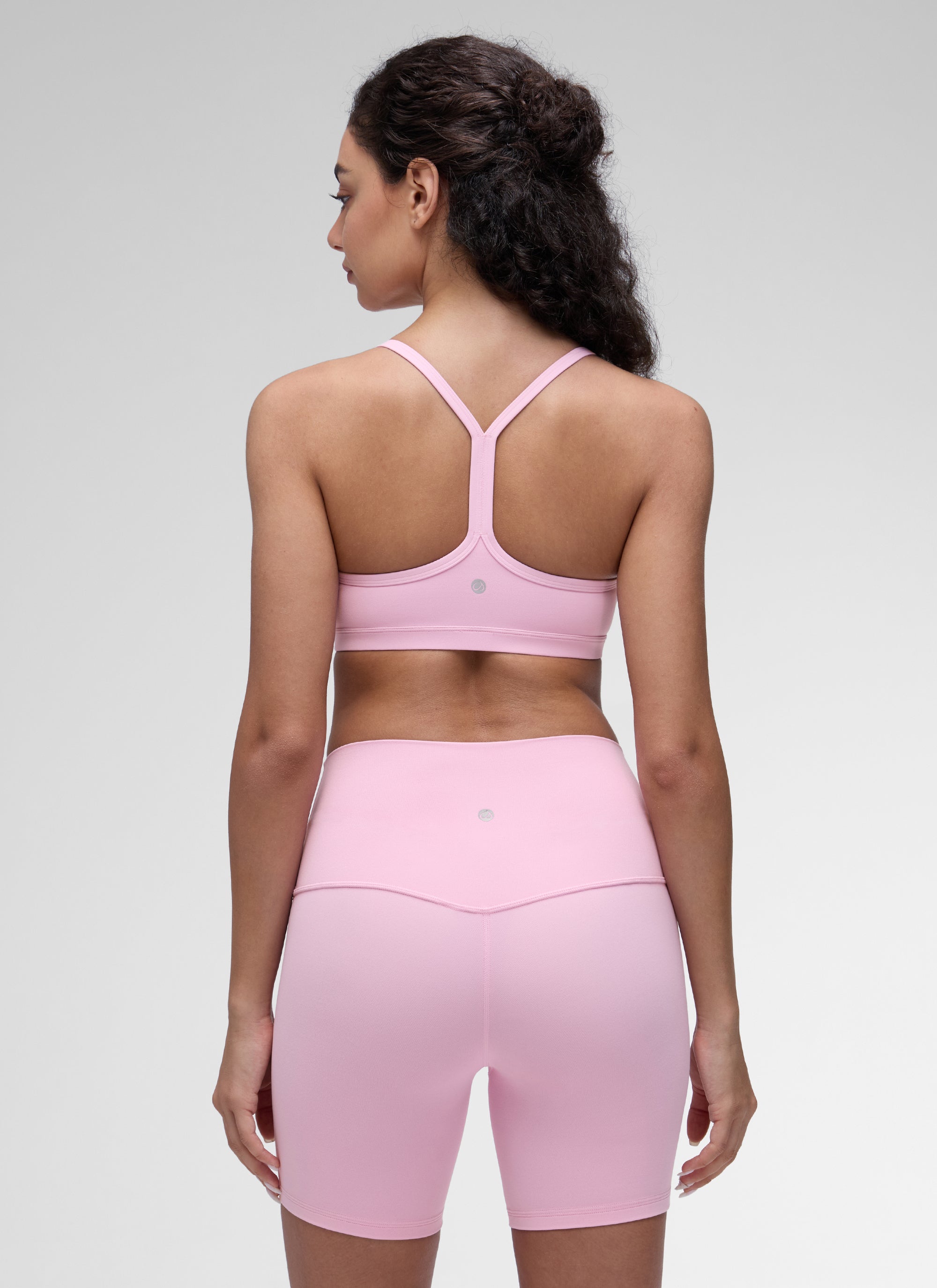 CRZ YOGA Butterluxe Yoga-Sport-BH für Damen mit gerafftem V-Ausschnitt und Polsterung, Vita Pink
