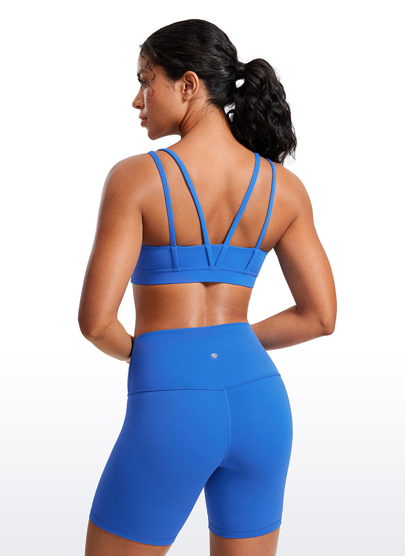 Soutien-gorge de yoga Butterluxe à bretelles et col en V avec bonnet moulé pour femme Bleu scintillant