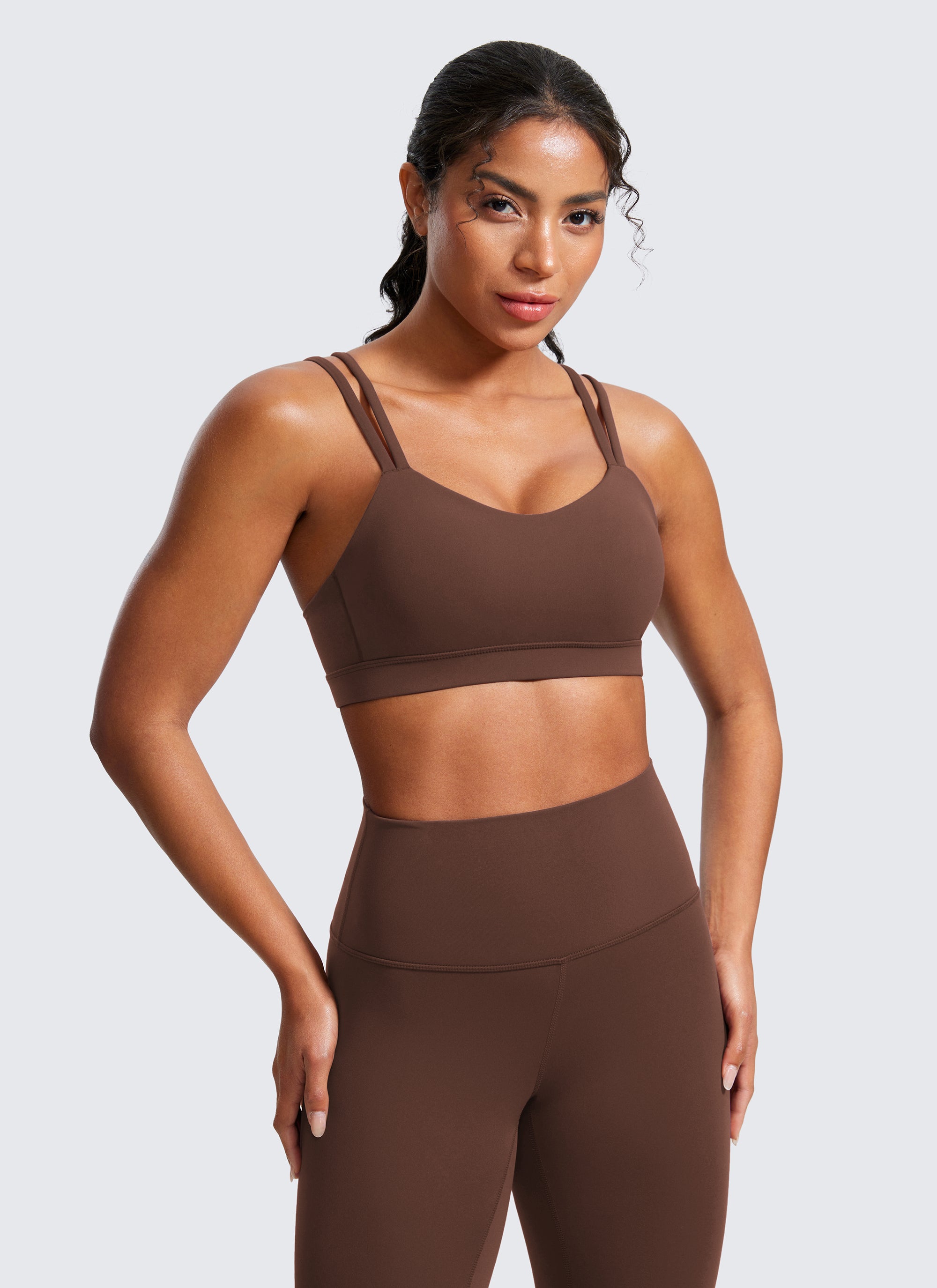 Soutien-gorge de yoga Butterluxe à bretelles et col en V avec bonnet moulé pour femme Brun café