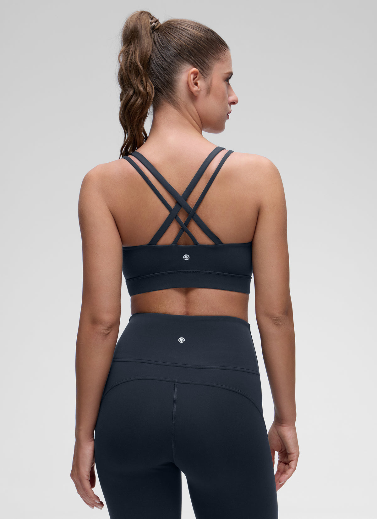 CRZ YOGA Women's Yoga Light Support Double Strap Mold Sport Bra True Navy @model_info:Marina