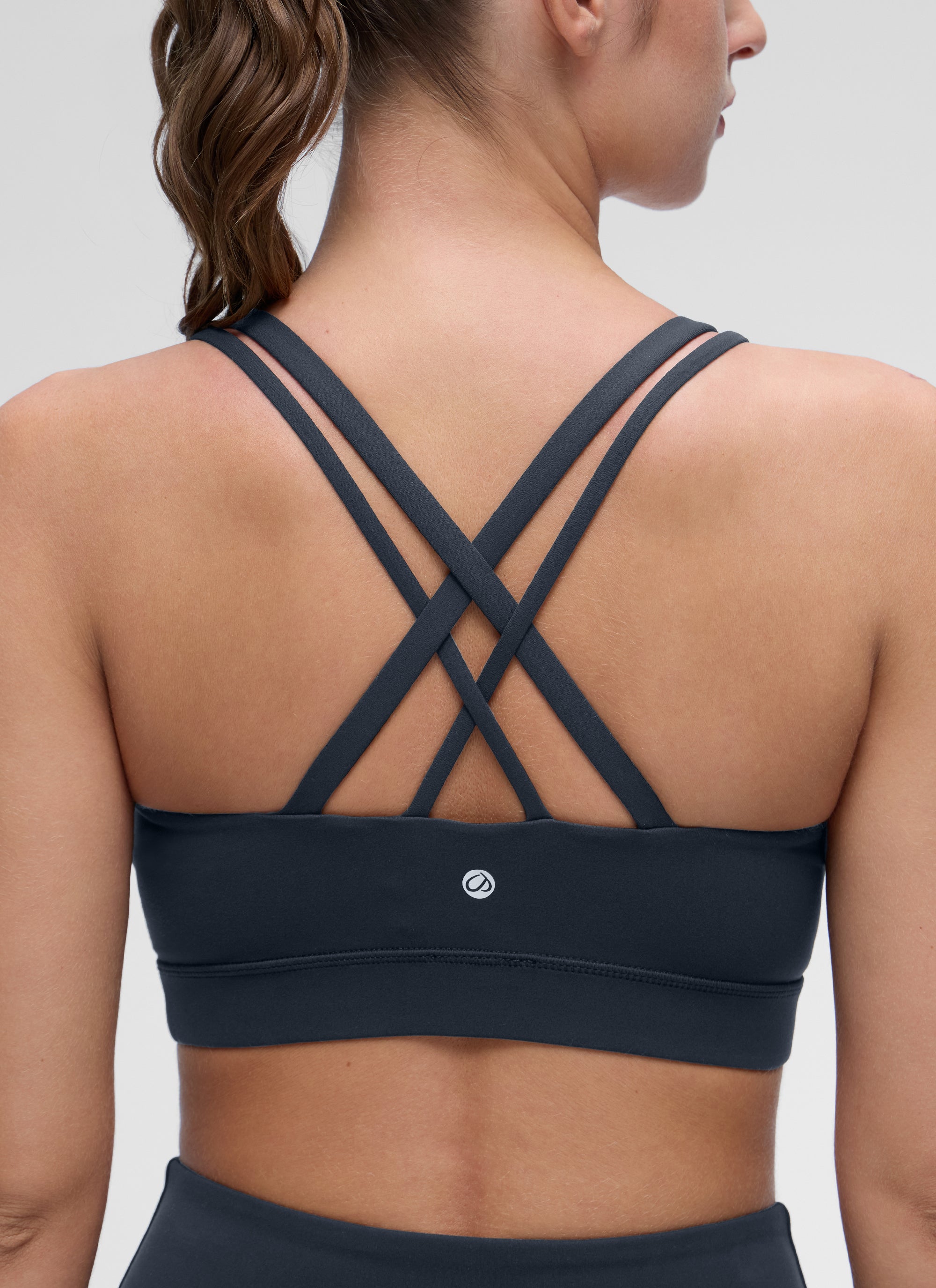 CRZ YOGA Women's Yoga Light Support Double Strap Mold Sport Bra True Navy @model_info:Marina