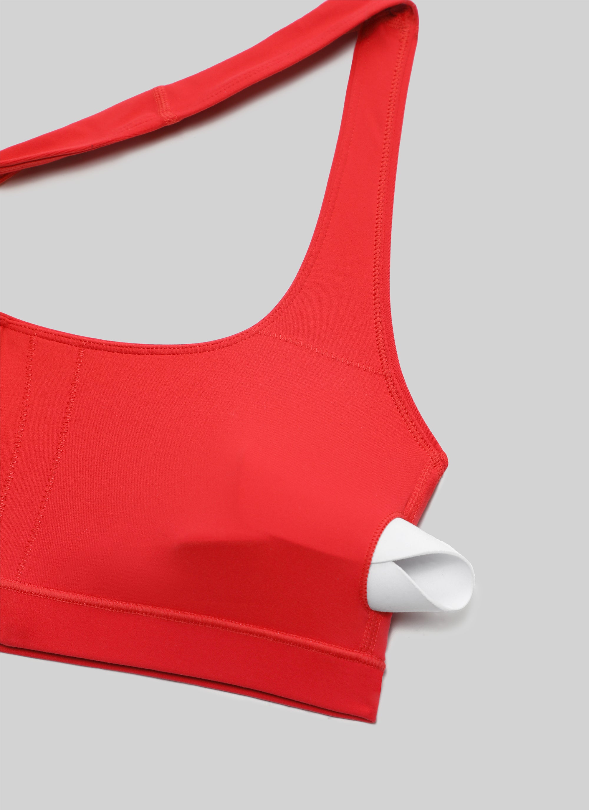 CRZ YOGA Womens Yoga Scoop Neck Padded Open Back Sports Bras Deep Red @model_info:NEW