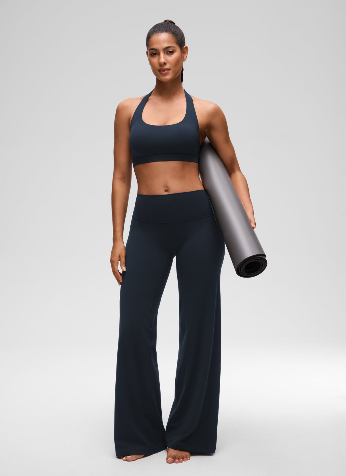 CRZ YOGA Womens Yoga Scoop Neck Padded Open Back Sports Bras True Navy @model_info:C