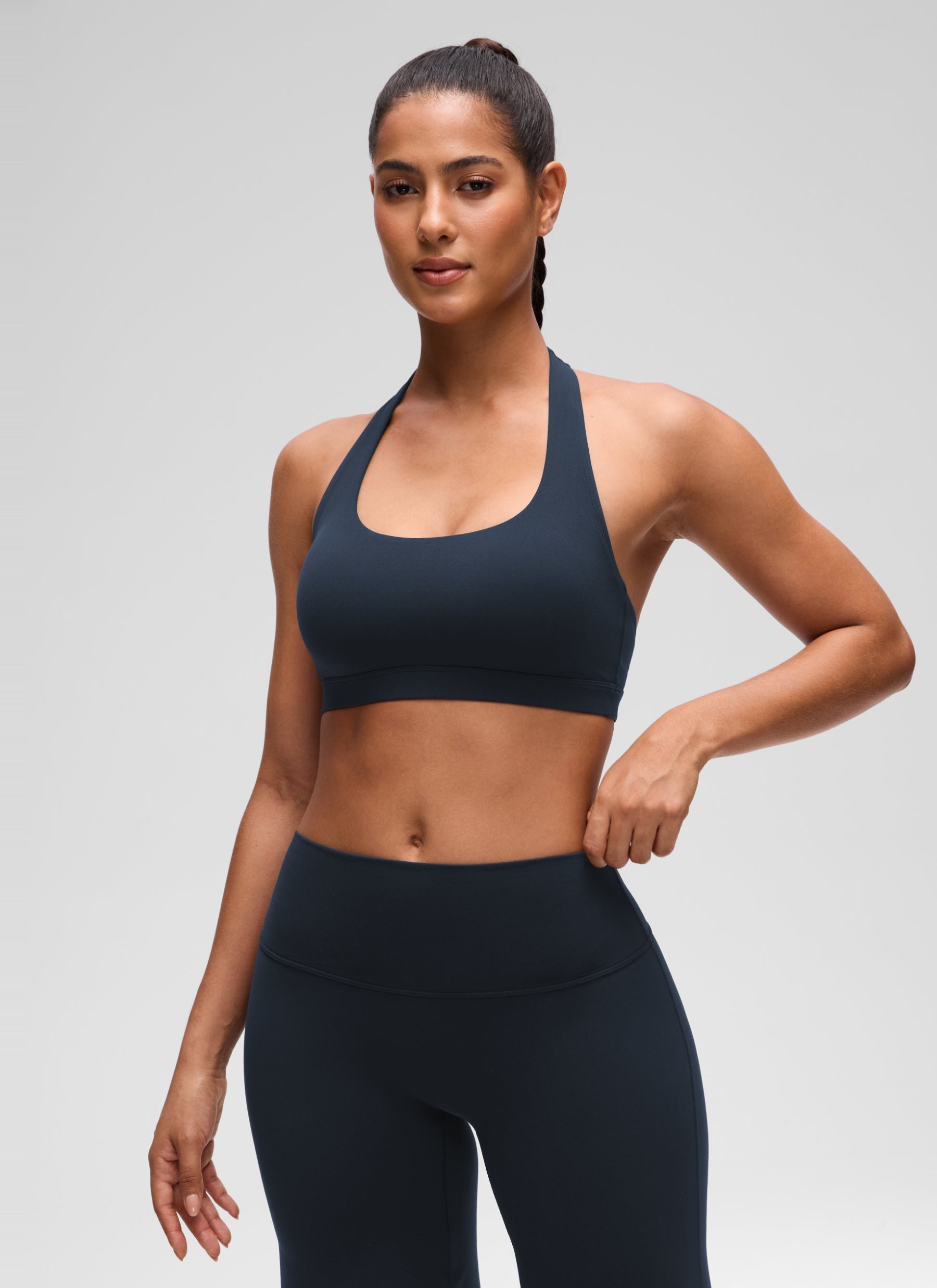 CRZ YOGA Womens Yoga Scoop Neck Padded Open Back Sports Bras True Navy @model_info:C