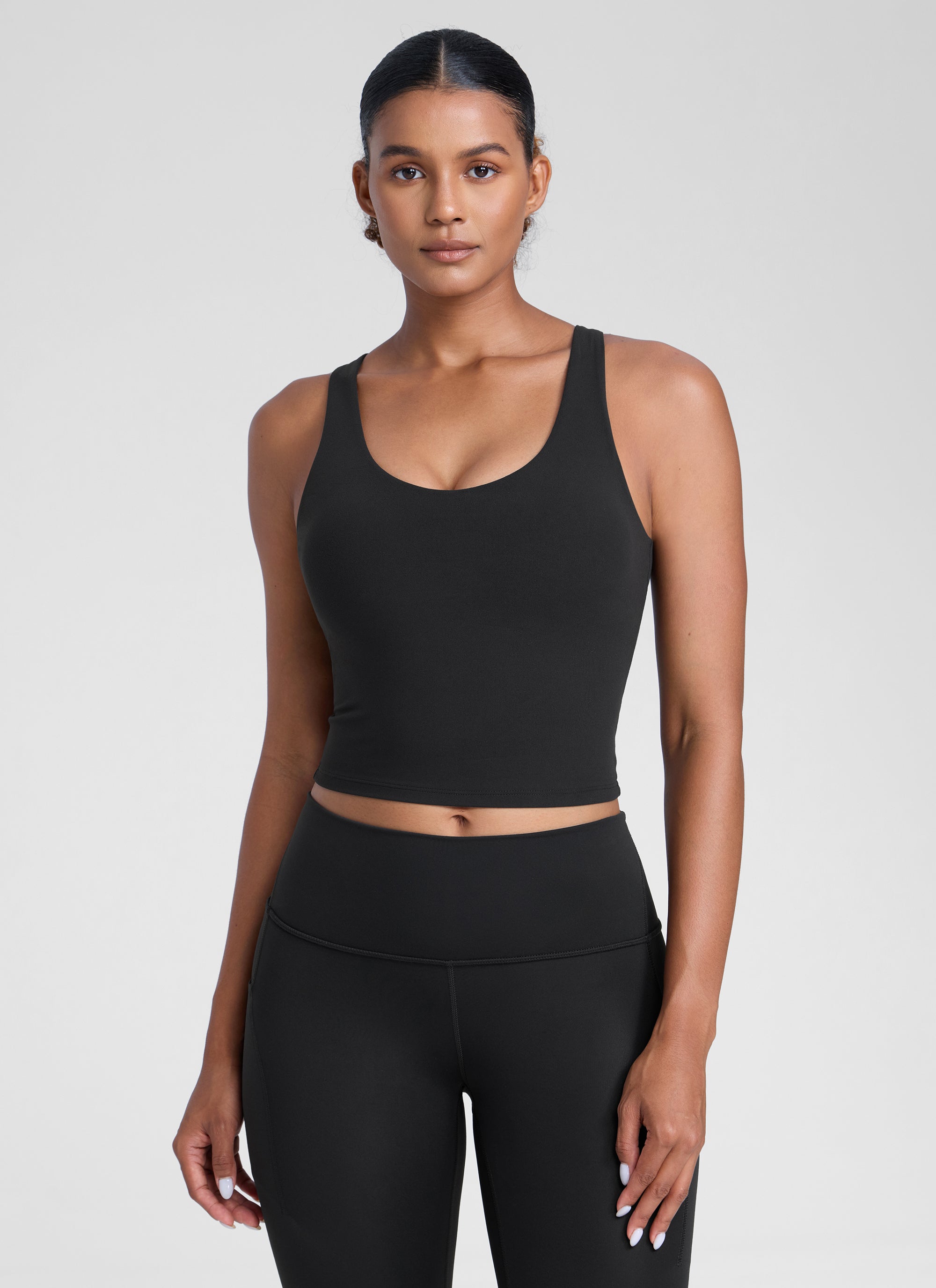 CRZ YOGA Dames Butterlift Racerback U-hals Yoga Tanktop met ingebouwde bh Zwart