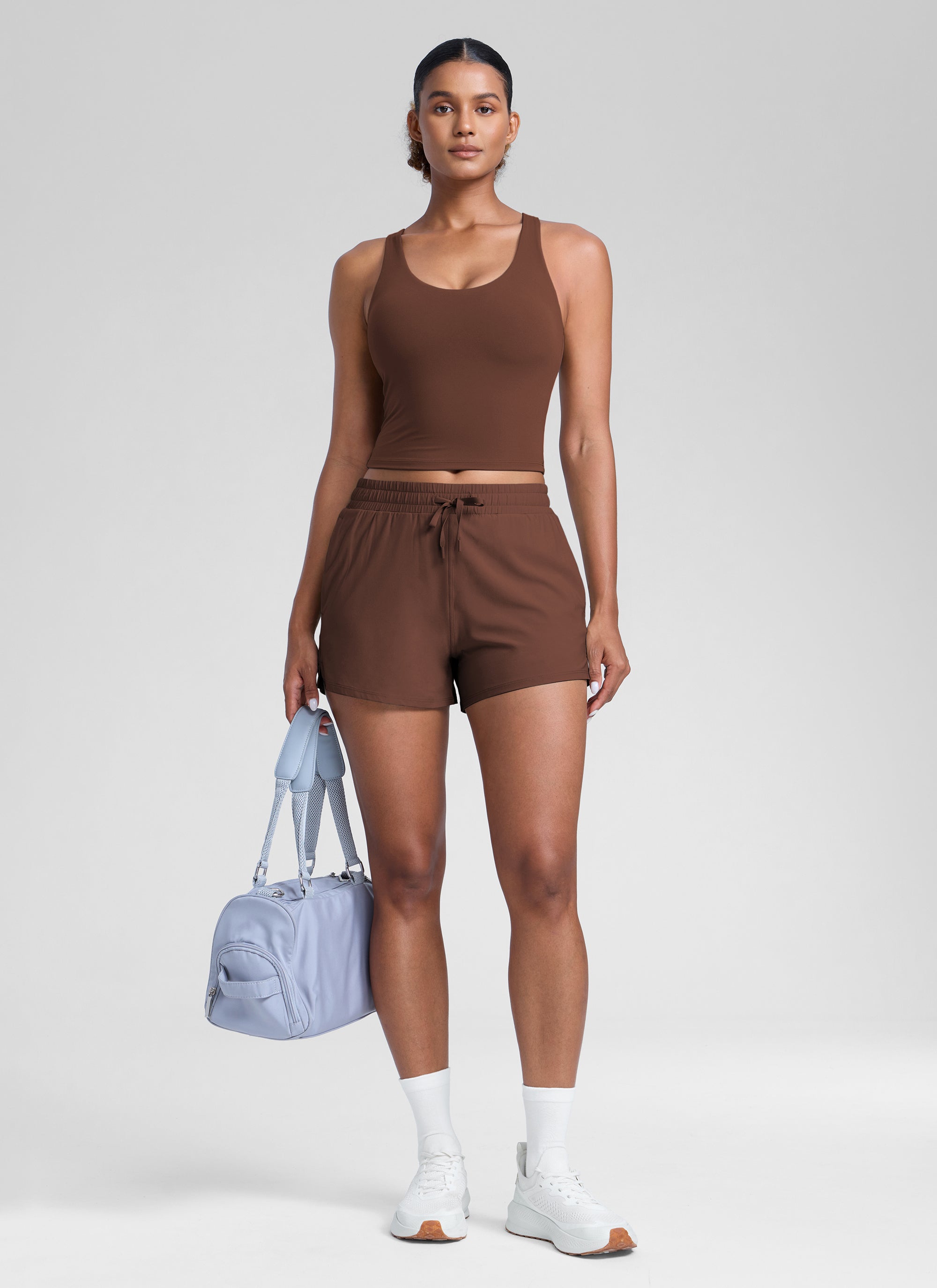 CRZ YOGA Dames Butterlift Racerback U-hals Yoga Tanktop met ingebouwde bh Koffiebruin