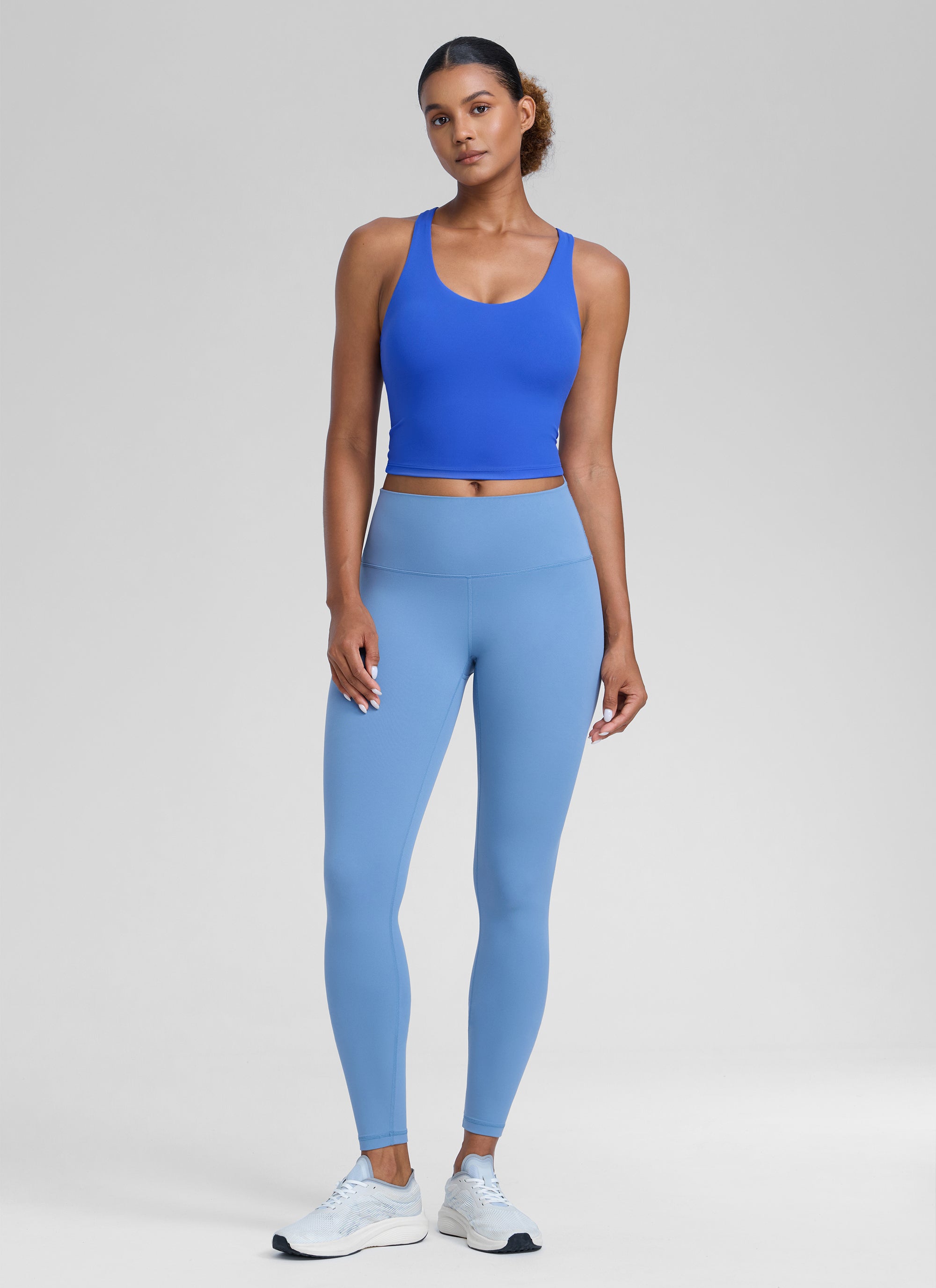CRZ YOGA Dames Butterlift Racerback U-hals Yoga tanktop met ingebouwde bh Koningsblauw