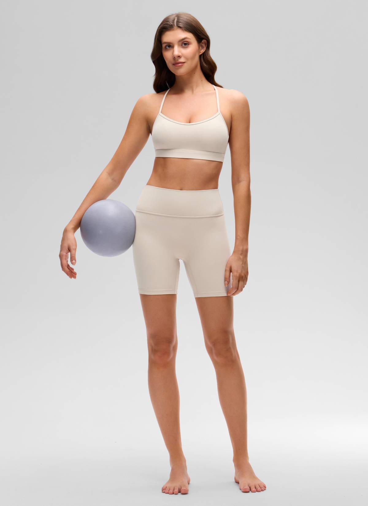 Soutien-gorge de sport CRZ YOGA Butterluxe pour femme, col rond dégagé, dos croisé, beige Mojave