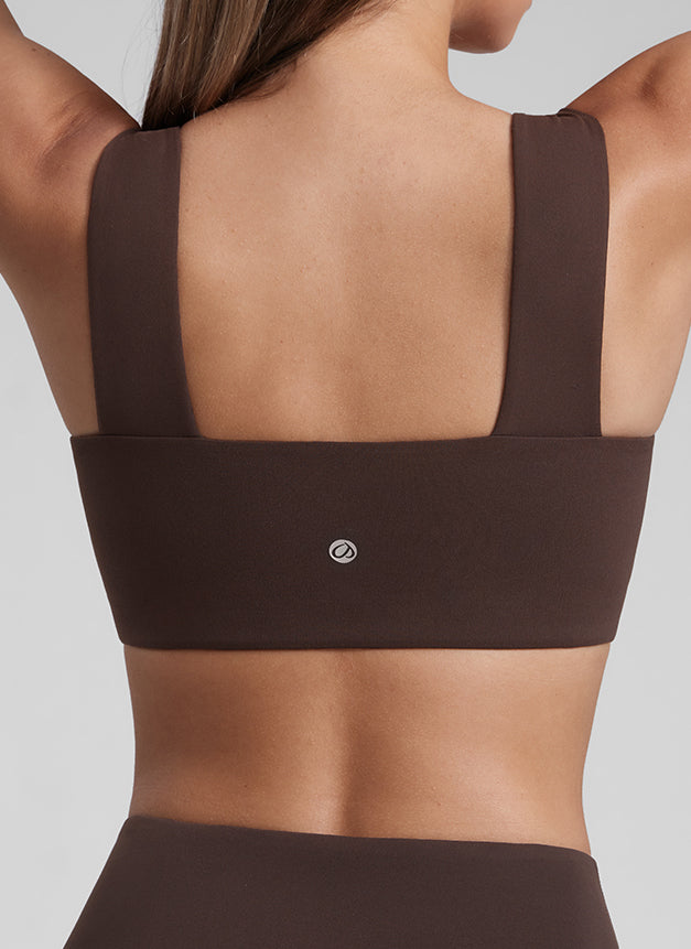 CRZ YOGA Butterluxe Brassières de sport pour femme à col carré, dos ouvert et bretelles larges, Hot Fudge Marron