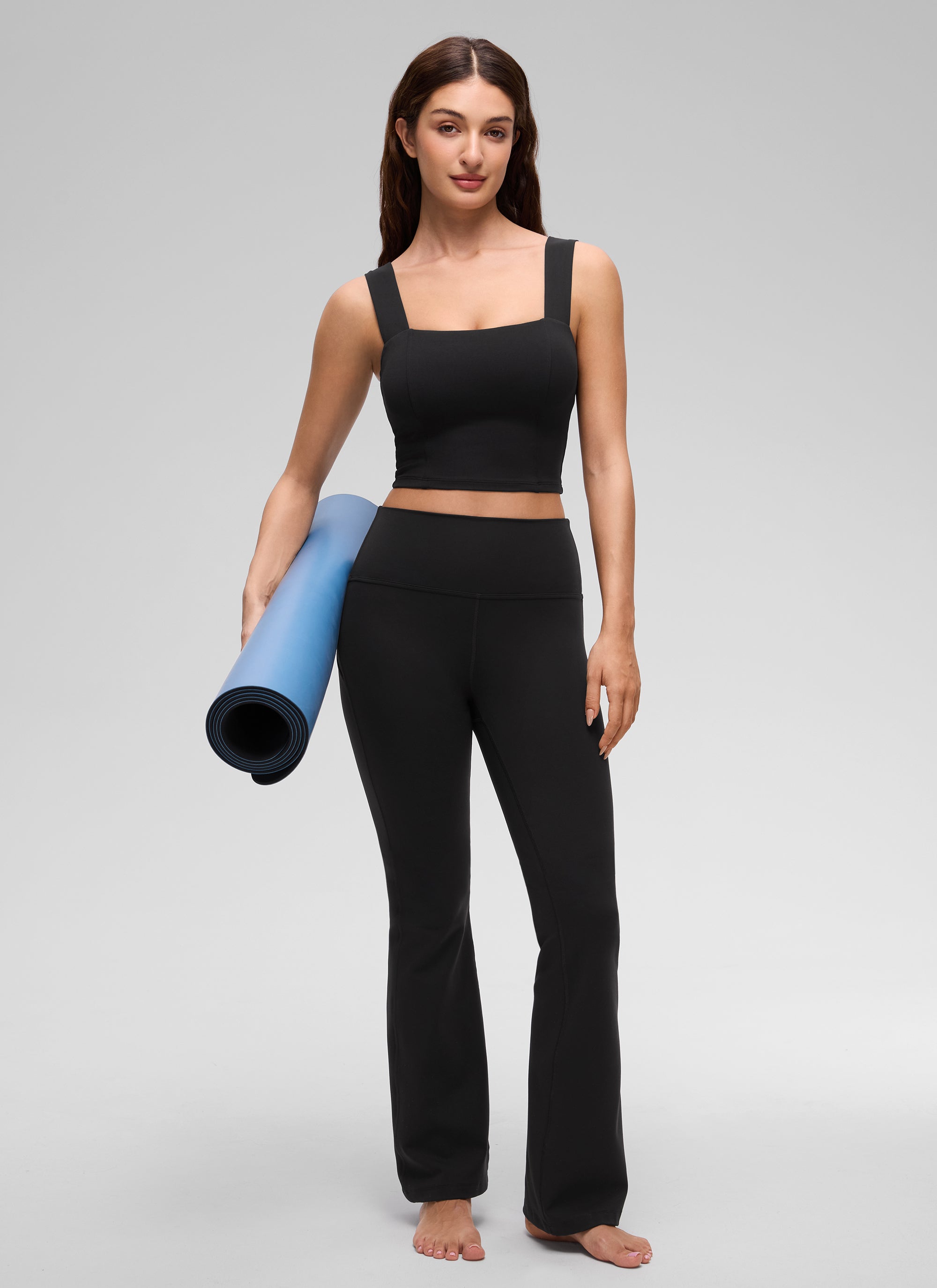 Débardeur court à encolure carrée et soutien-gorge intégré Butterluxe pour femme CRZ YOGA Noir