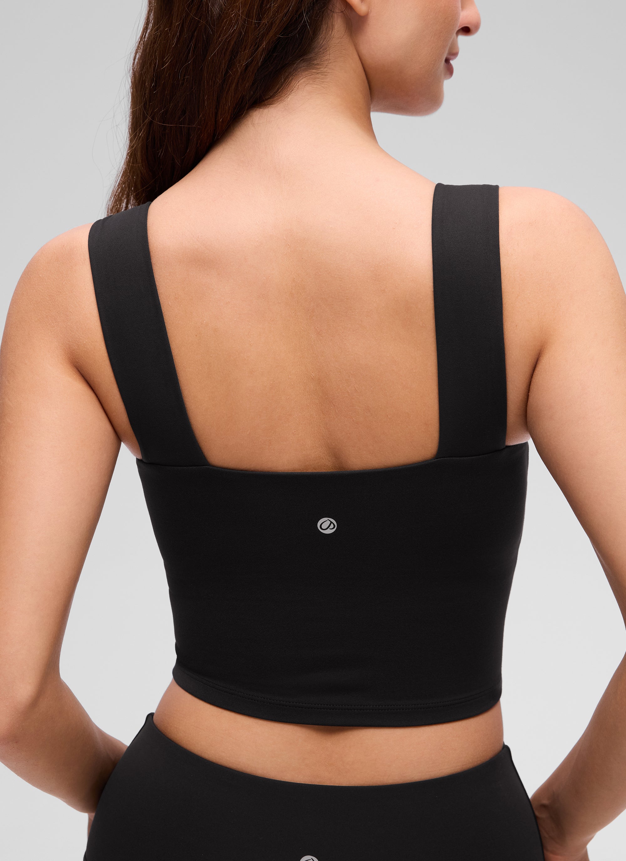 Débardeur court à encolure carrée et soutien-gorge intégré Butterluxe pour femme CRZ YOGA Noir
