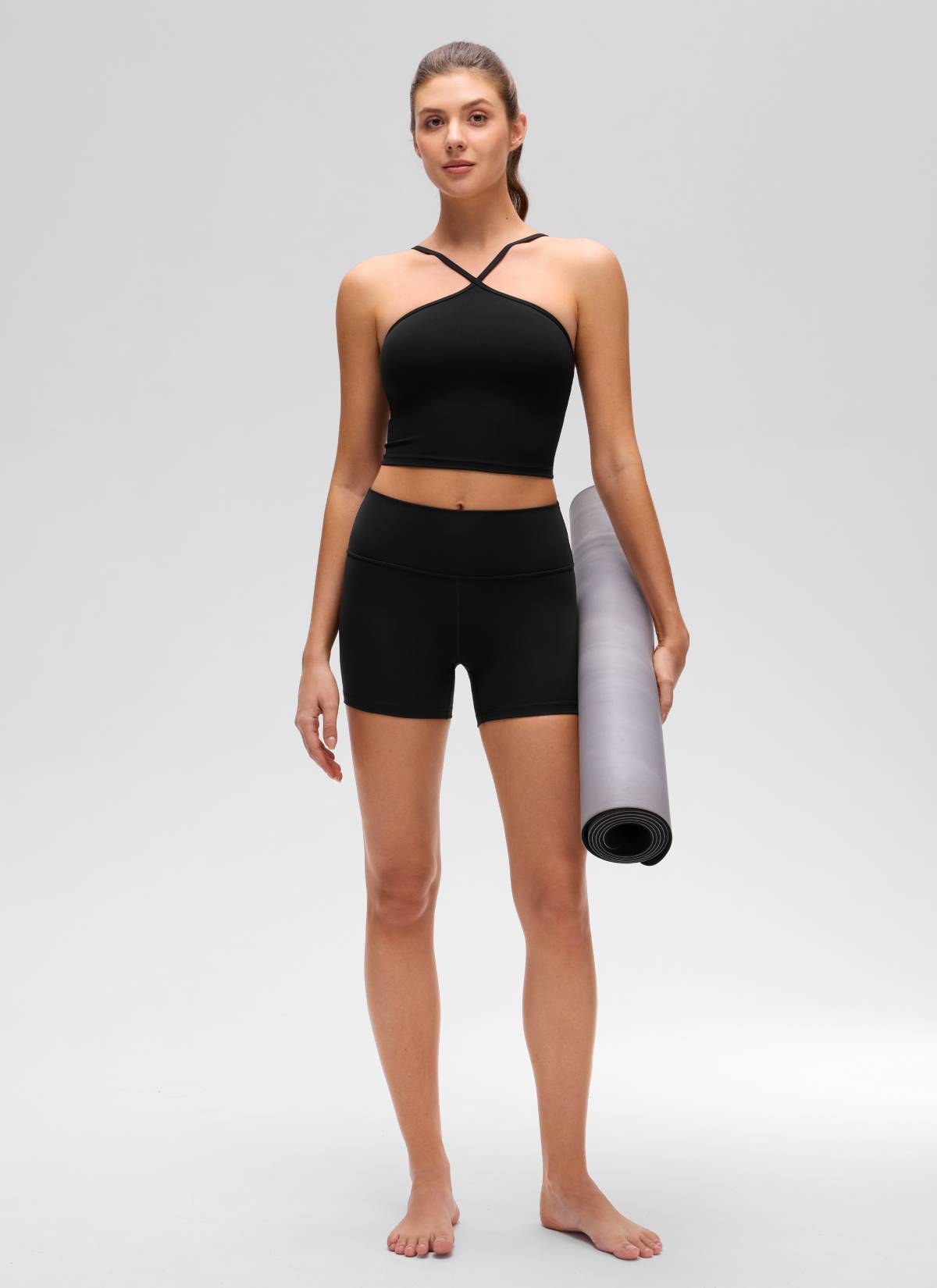 CRZ YOGA Damen- Butterluxe -Yoga-Cross-Halter-Crop-Top mit integriertem BH, schwarz