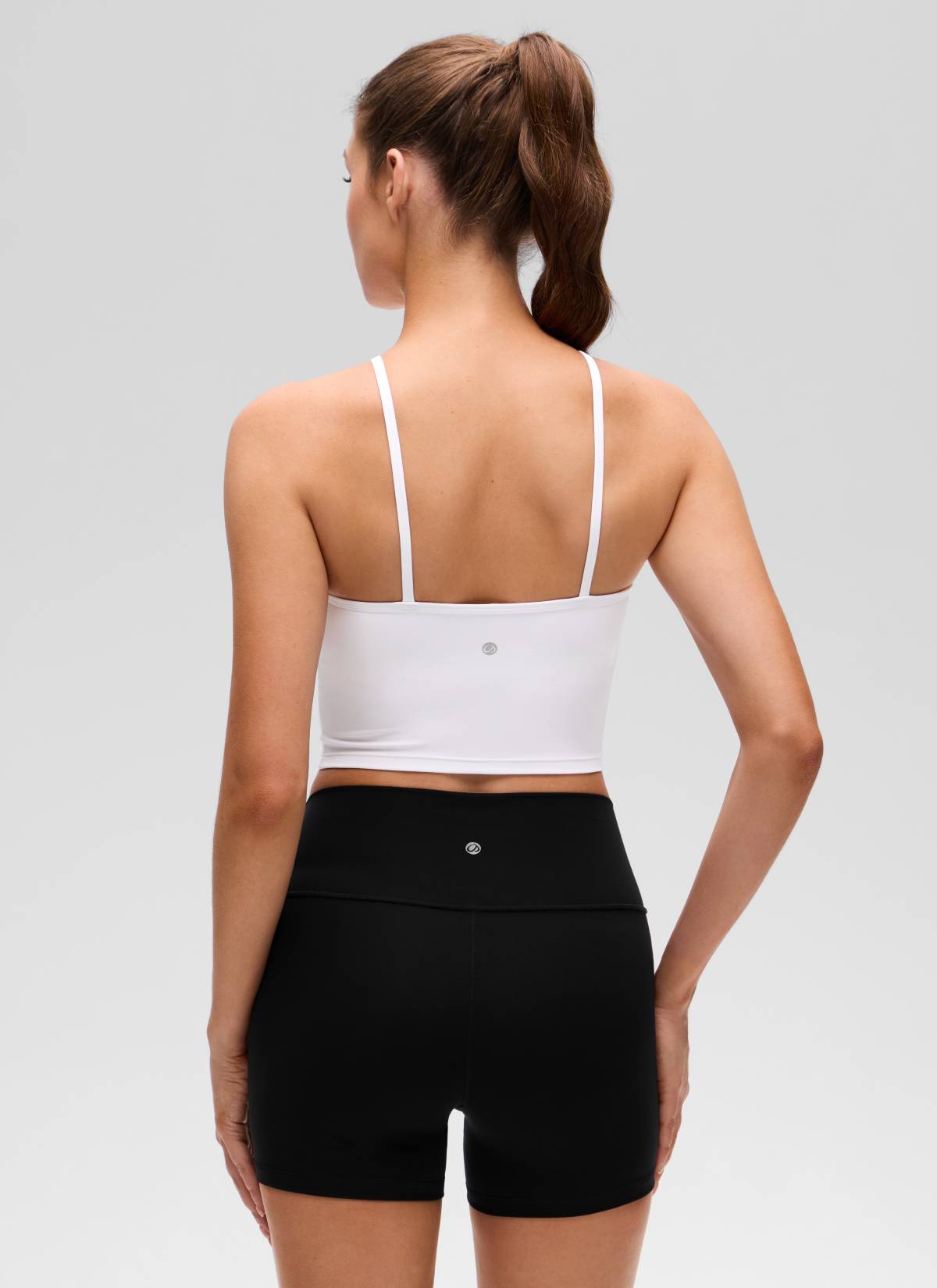 CRZ YOGA Damen- Butterluxe -Yoga-Cross-Halter-Crop-Top mit integriertem BH, weiß