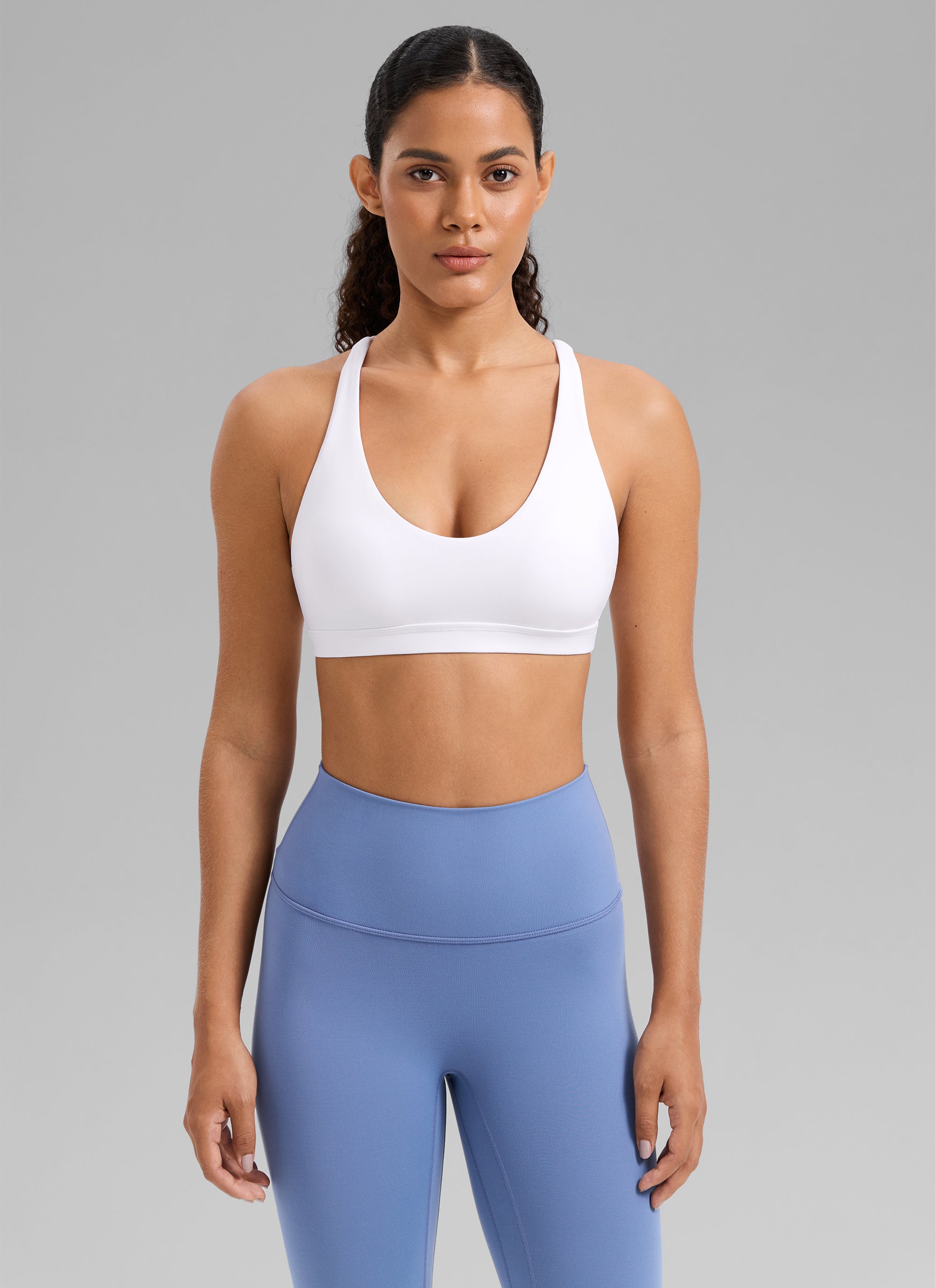 CRZ YOGA Butterlift Sujetador Deportivo de Entrenamiento con Escote en U y Espalda Cruzada para Mujer Blanco