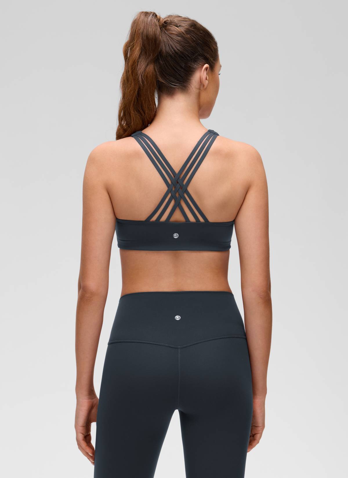 Soutien-gorge de sport de yoga Butterluxe à col en V et dos à brides CRZ YOGA pour femme Bleu marine True Navy