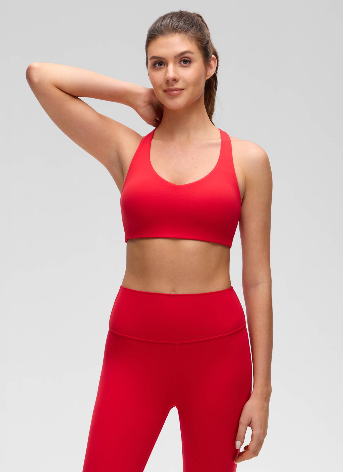 Soutien-gorge de sport de yoga Butterluxe à col en V et dos à brides CRZ YOGA pour femme Rouge Aurora Red